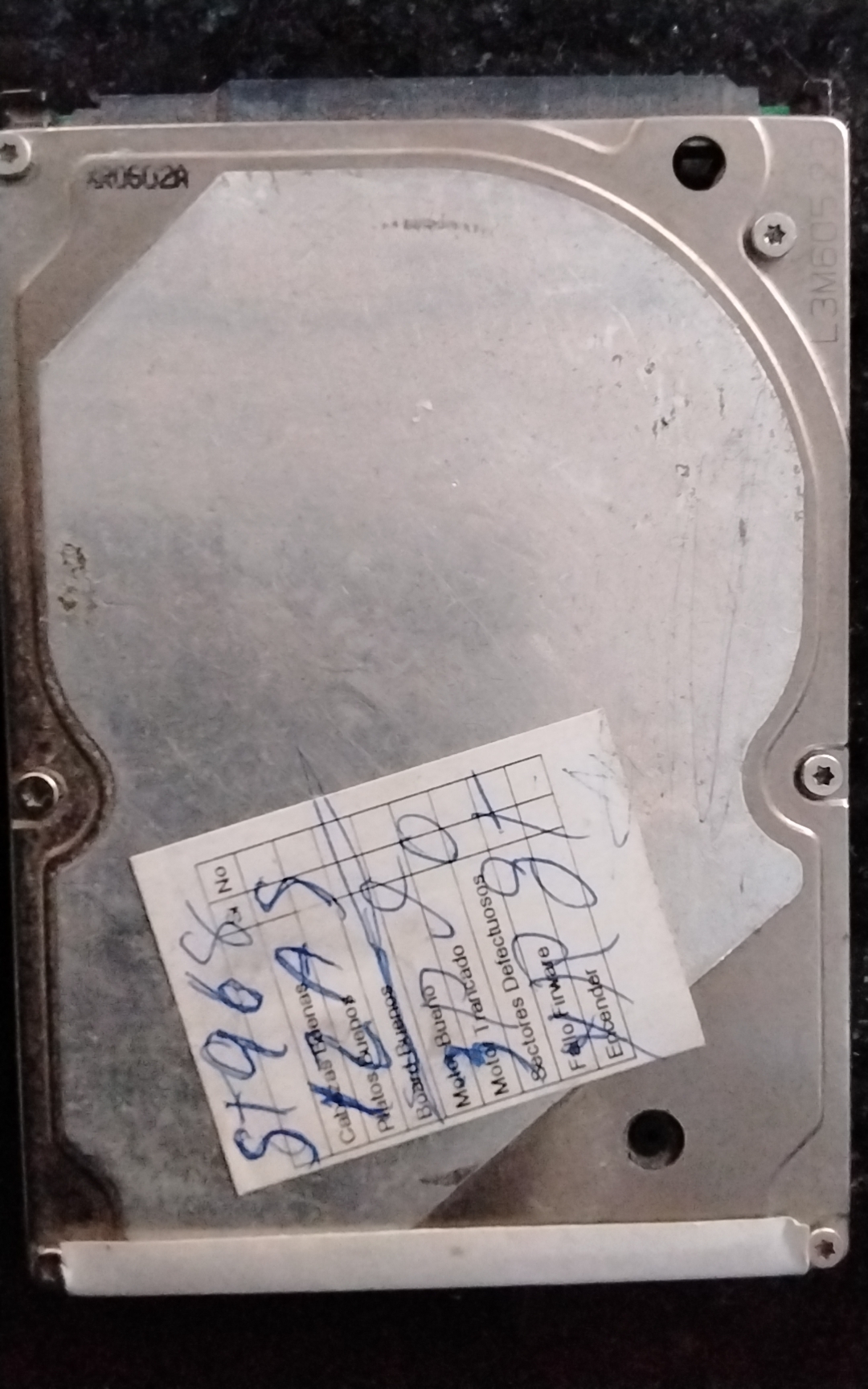 ST380013AS,  P\N: 100355438,  Serial Number: 5MR2Q9J9,  80GB 2.5,  PCB: 100336321 REV B