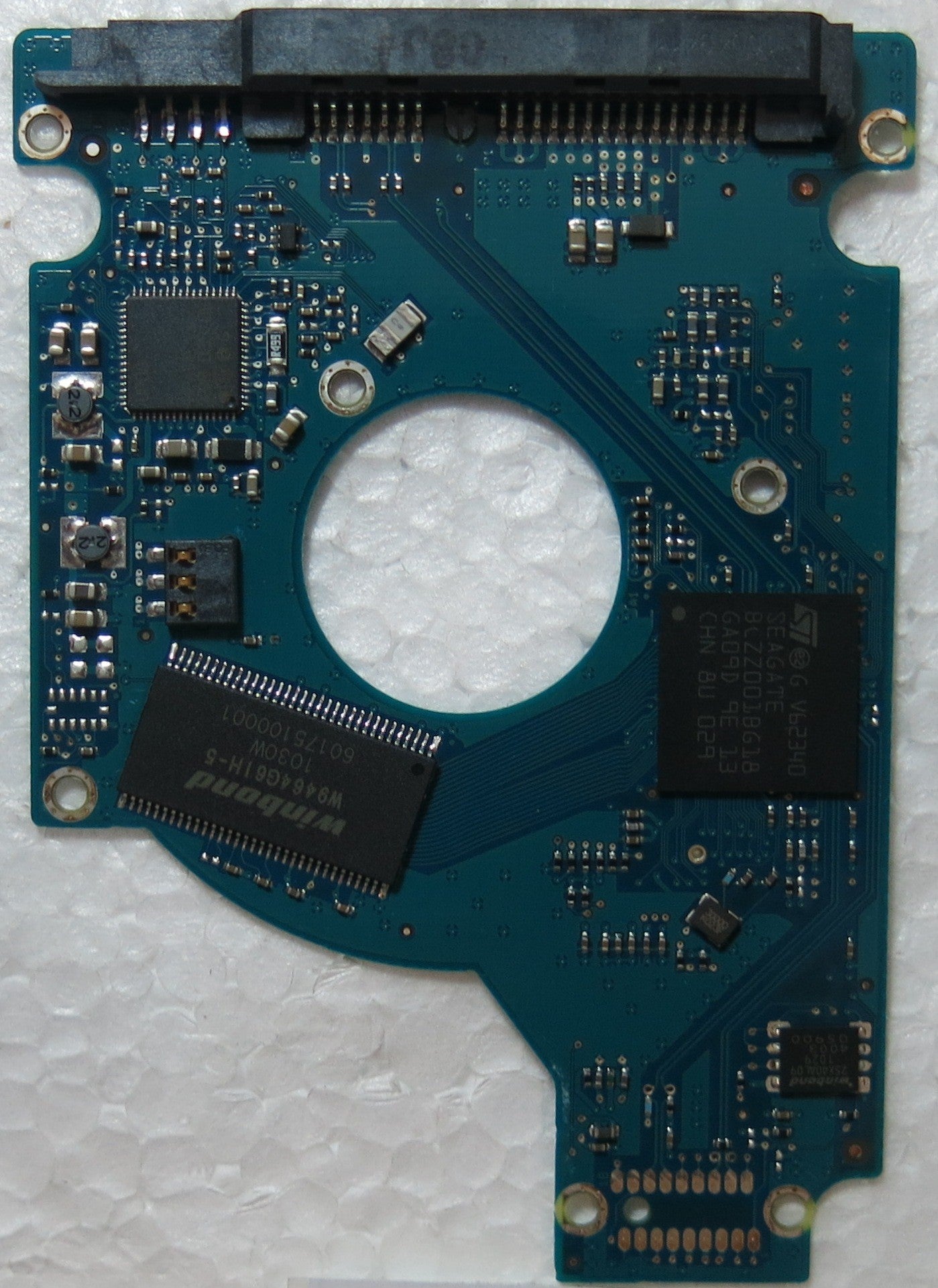 EM200AB000 PN 9VZ132-880 100536286 REV E PCB