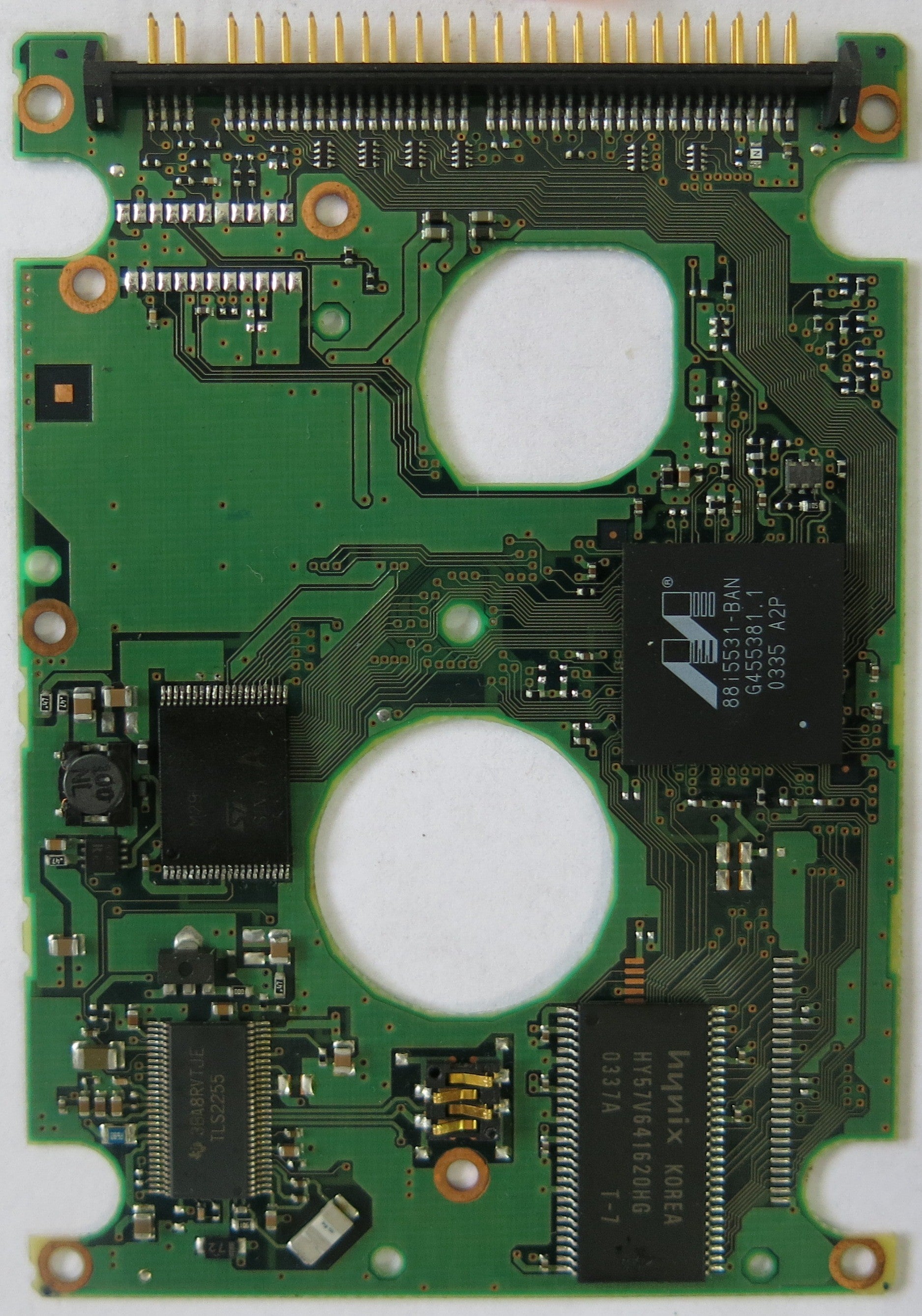 FUJITSU MHT2060AT P/N CA06297-B23600C1 PCB CA26325-B17204BA