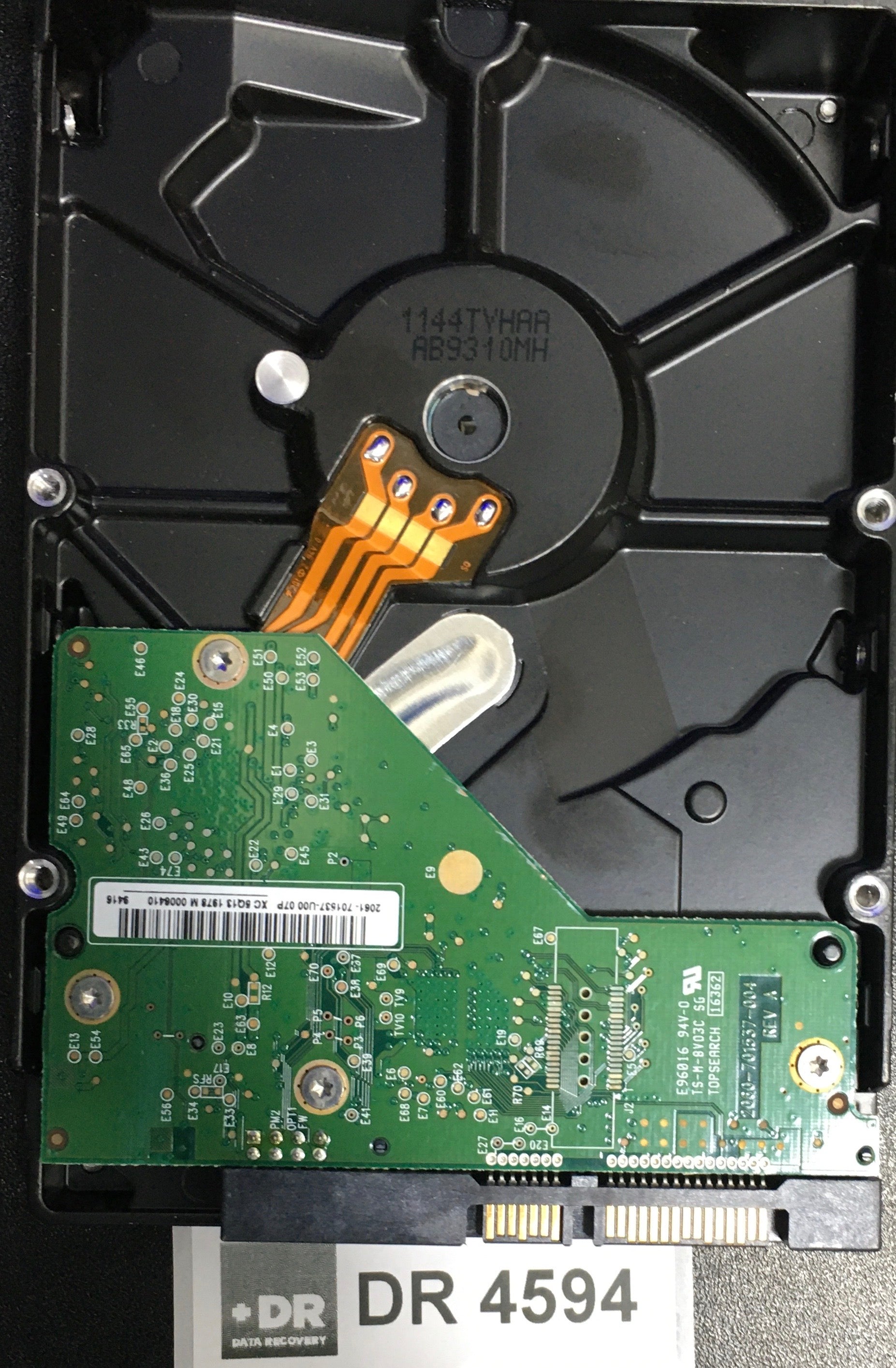 GB0250EAFYK,  Serial: WCAT1A171965,  250GB 3.5  PCB:2060-701537-004- REV A