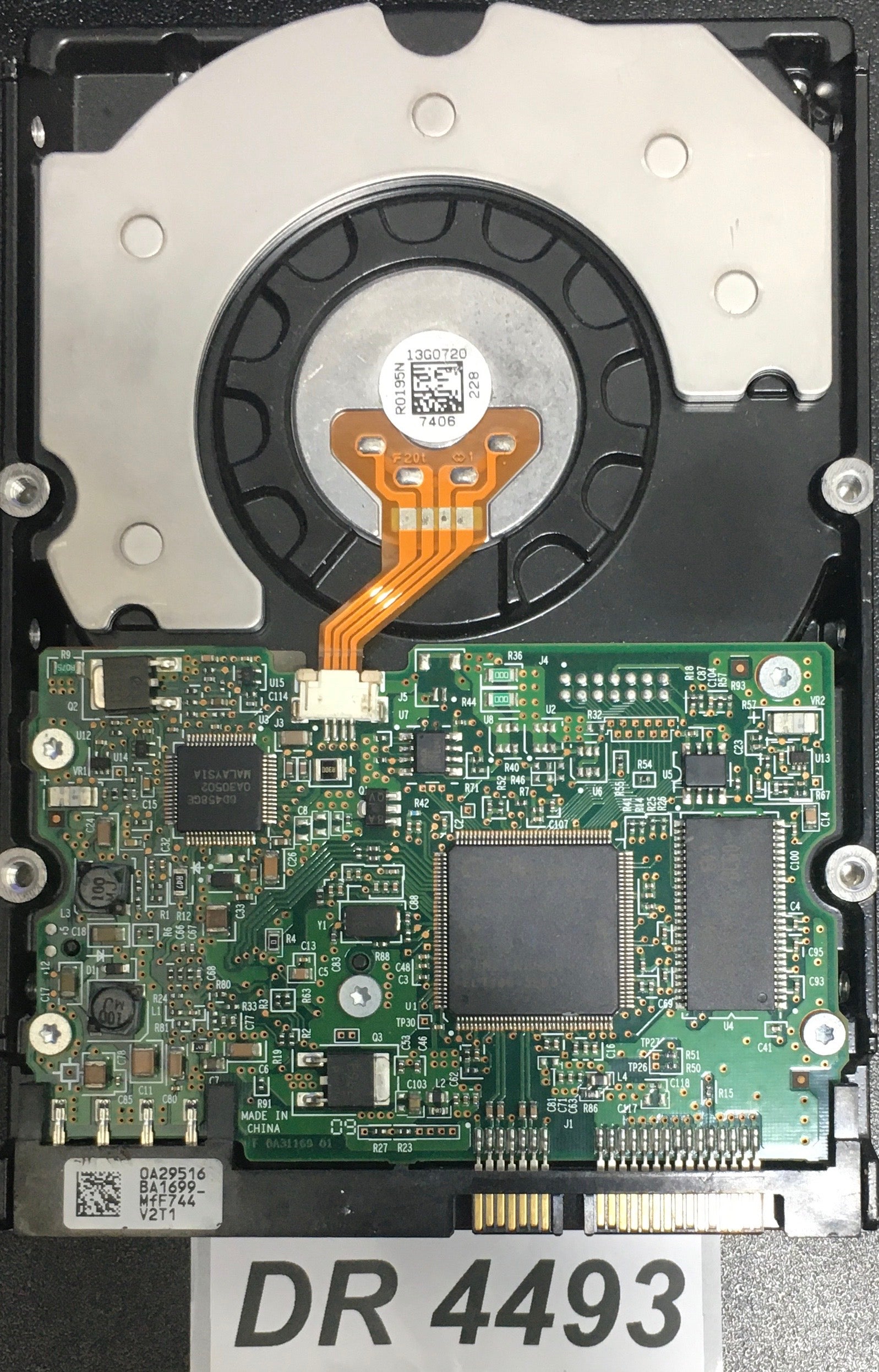 HD725050KLA360  P/N:0A31619  Serial:ZBJ17G8H  500GB 3.5  PCB: F 0A31169 01 REV A
