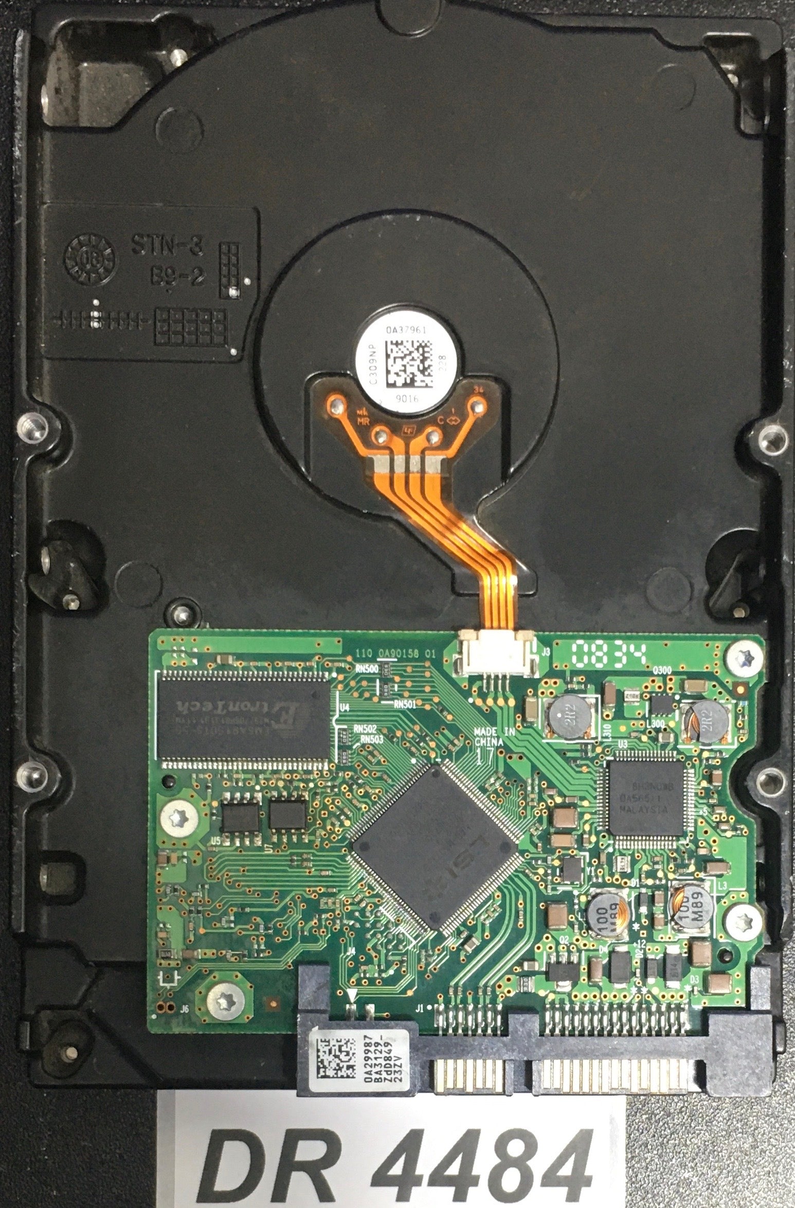 HDE72101010SSLA330  P/N:0A38028  Serial:MH1989DW  1000GB 3.5  PCB: 110 0A90158 REV A