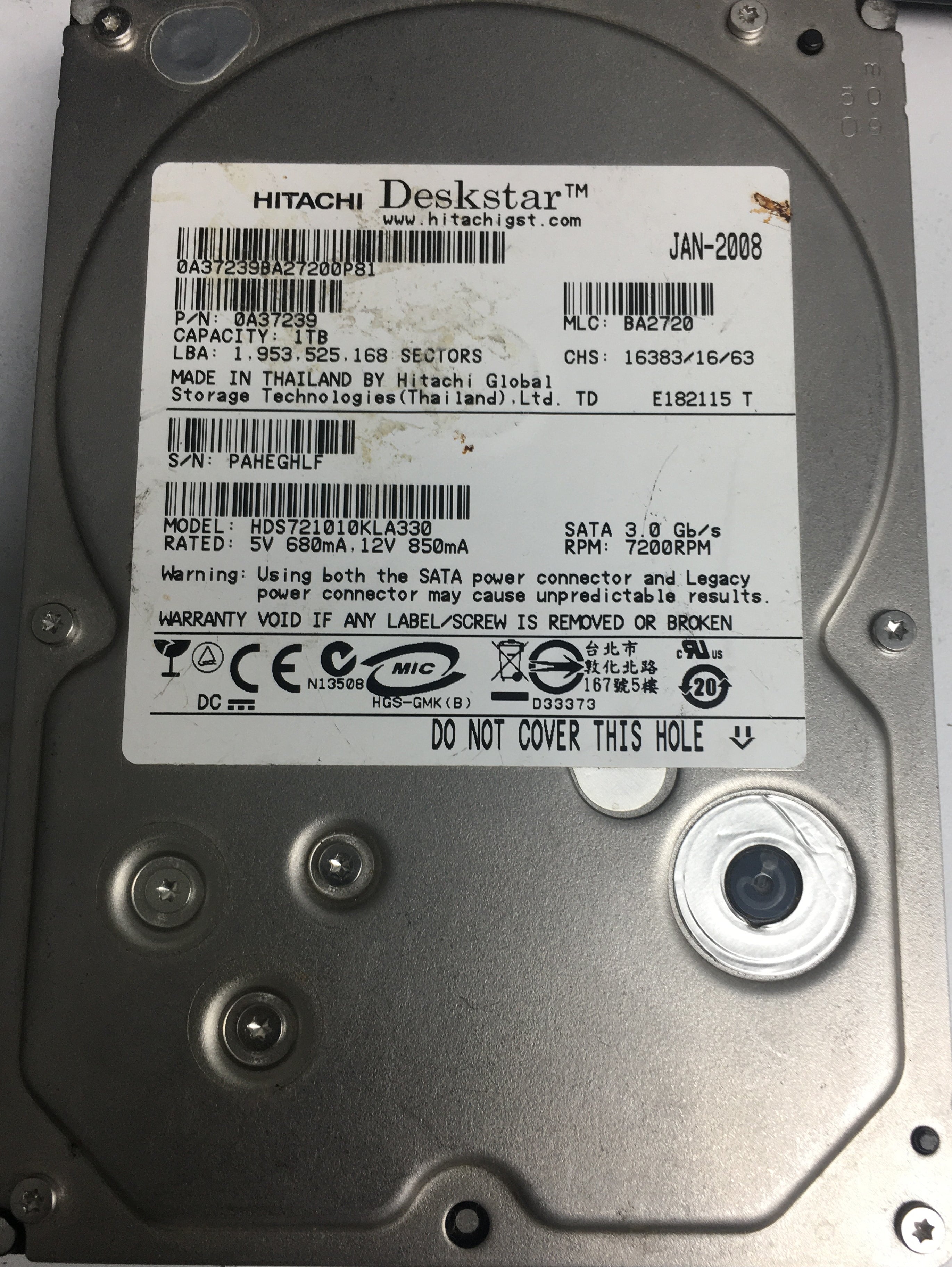 HDS721010KLA330, Serial Number: PAHEGHLF, P/N: 0A37239, MLC: BA2720, 1TB 3.5
