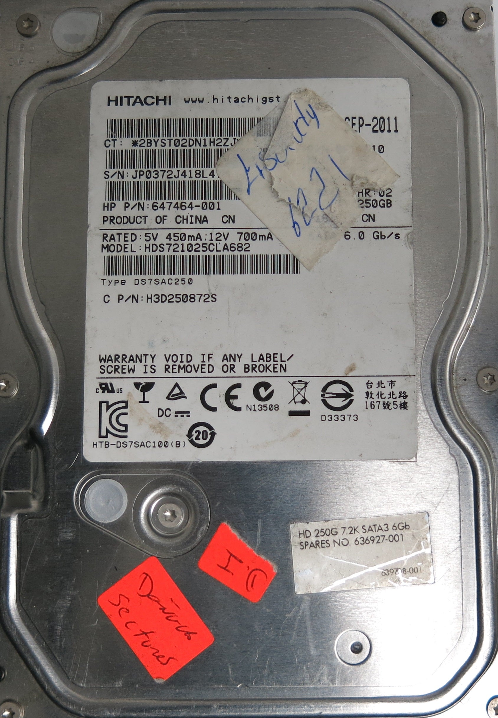 Model: HDS721025CLA682 ,  Serial Number: JP0372J18L47M, P/N 64764-001, PCB: F 35H9811 01