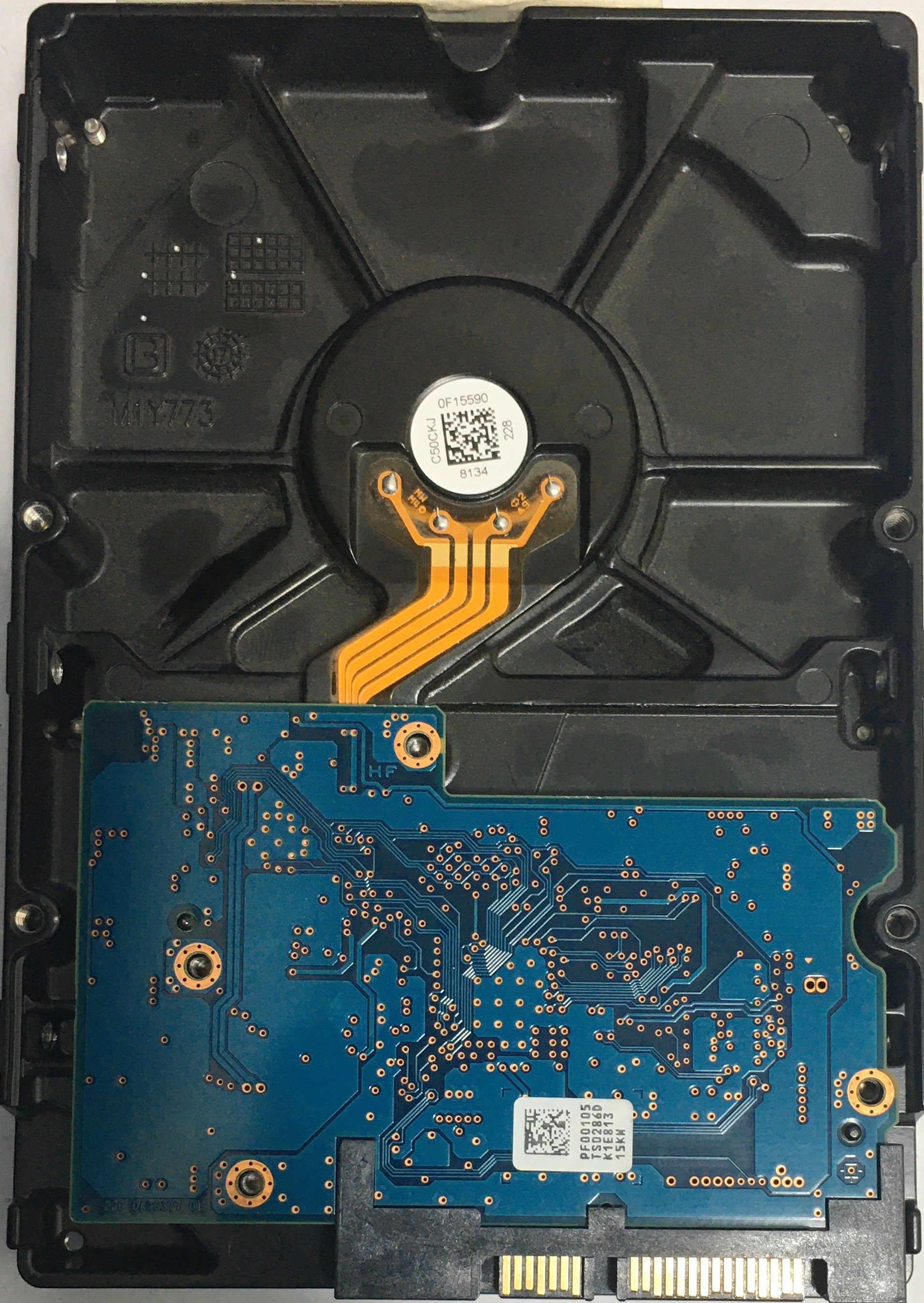 HDKPC32ZKA01, Serial Number: 488PB7MMS, 1.TB 3.5, PCB: 220 0A90377 01,