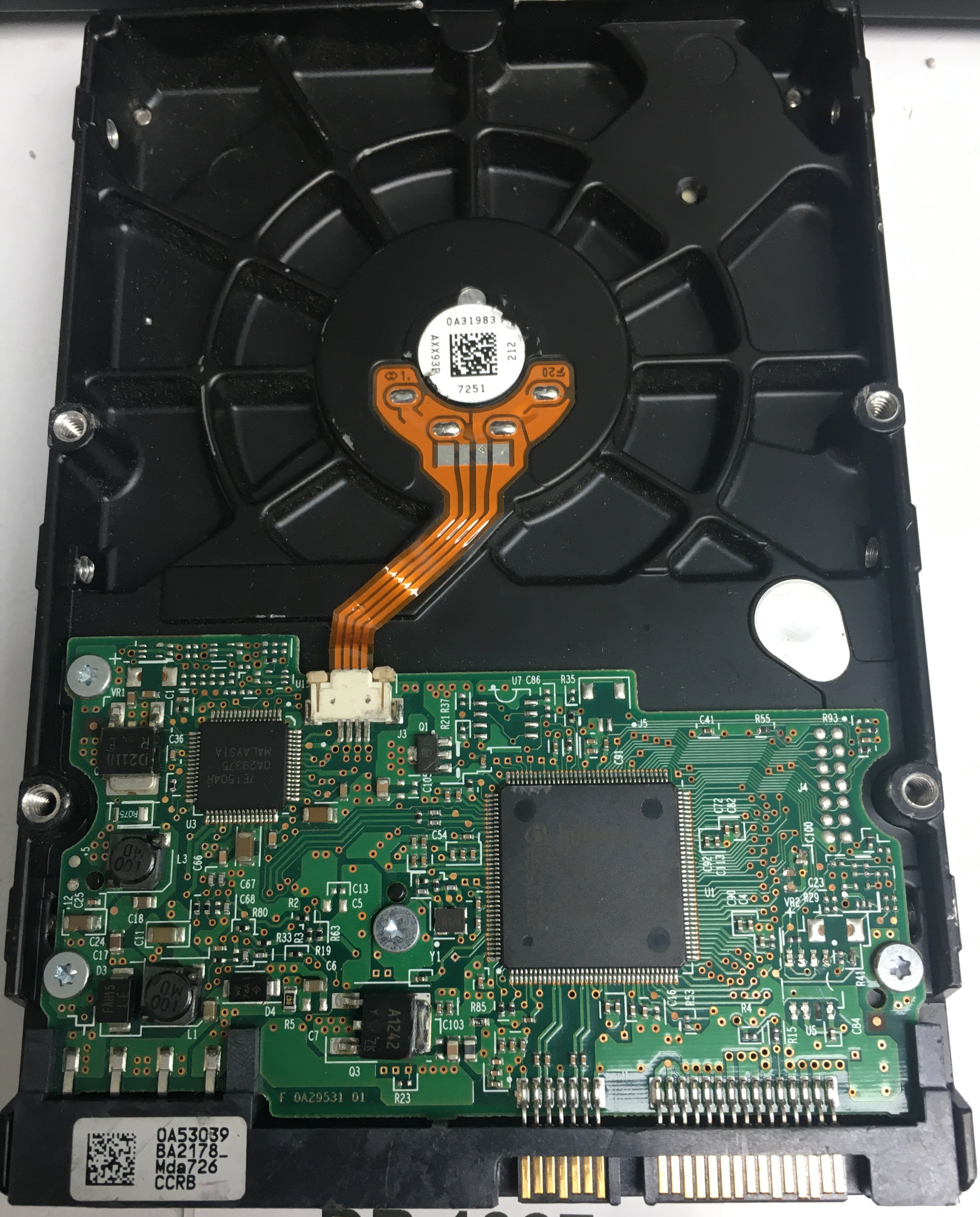 HDS721680PLA380, Serial Number: PVE201Z3U7DVHM, P/N: 404024-001, MLC: BA2235, 80GB 3.5, PCB: F 0A29531 01