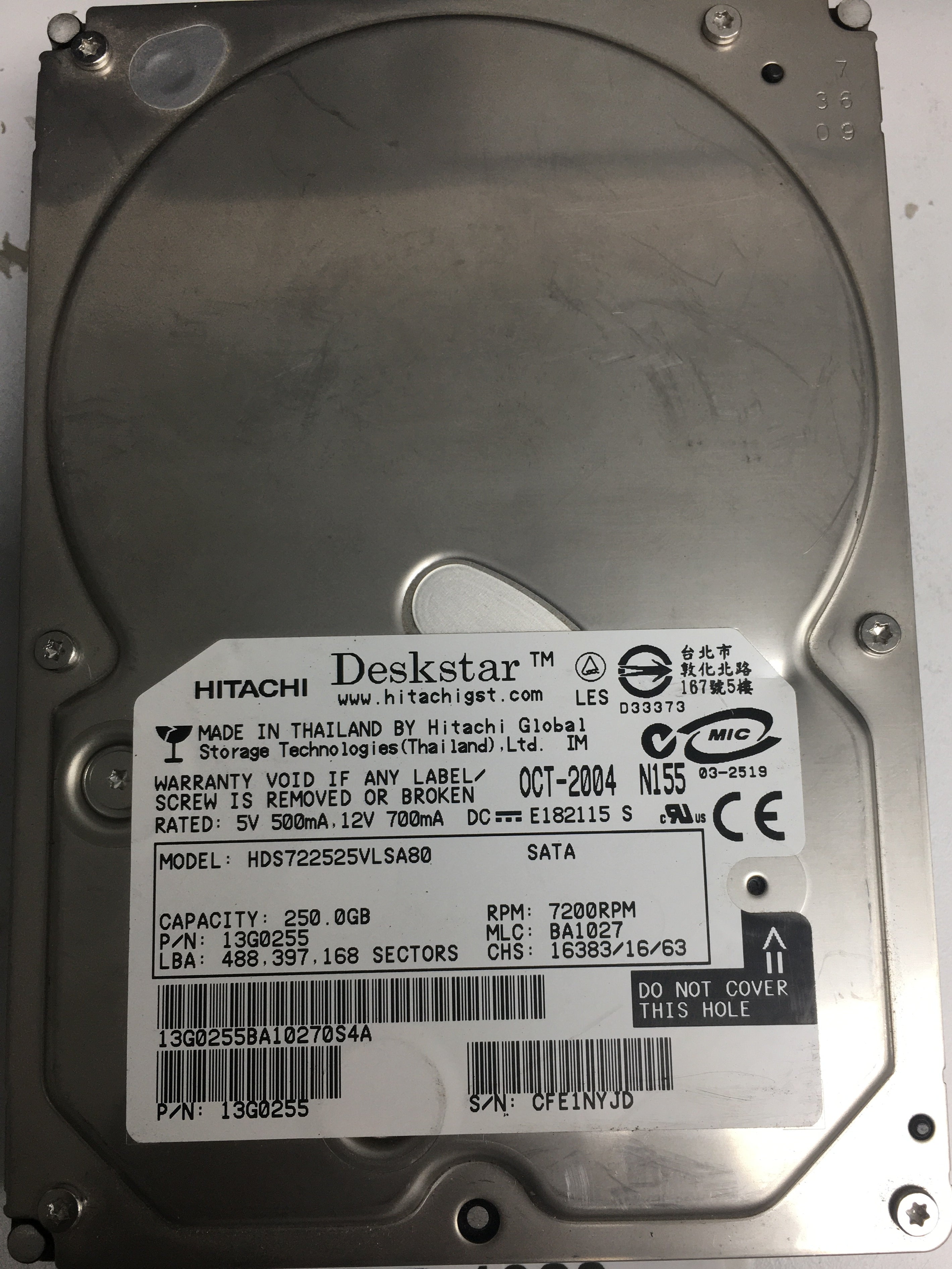 HDS722525VLSA80, Serial Number: CFE1NYJD, P/N: 13G0255, MLC: BA1027, 250GB 3.5, PCB: F 13G0208 01