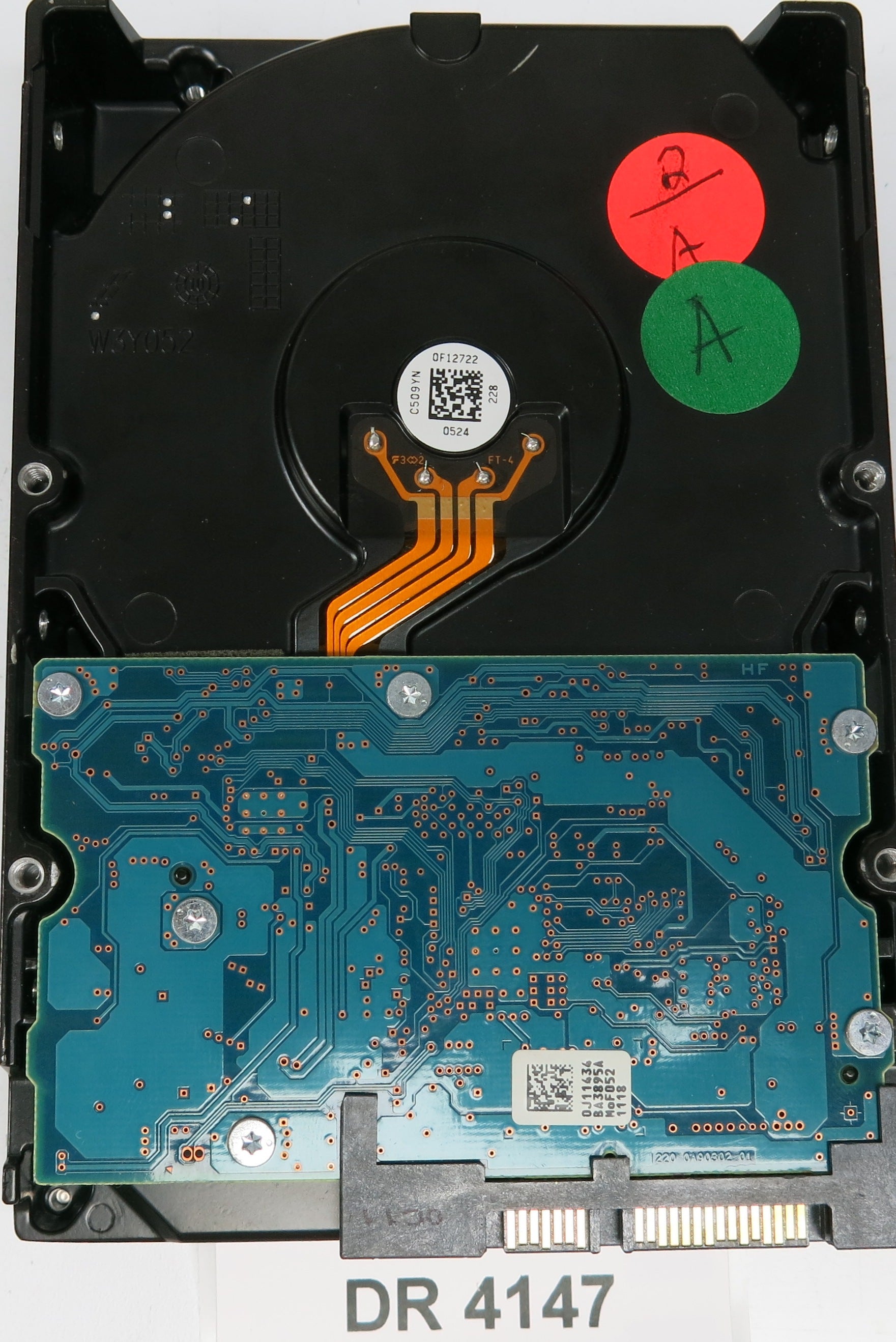 HDS723020BLA642, Serial Number: F30K7JWD, P/N: 0F12115, MLC: MNR580, 2.0TB 3.5, PCB: 220 0A90302 01