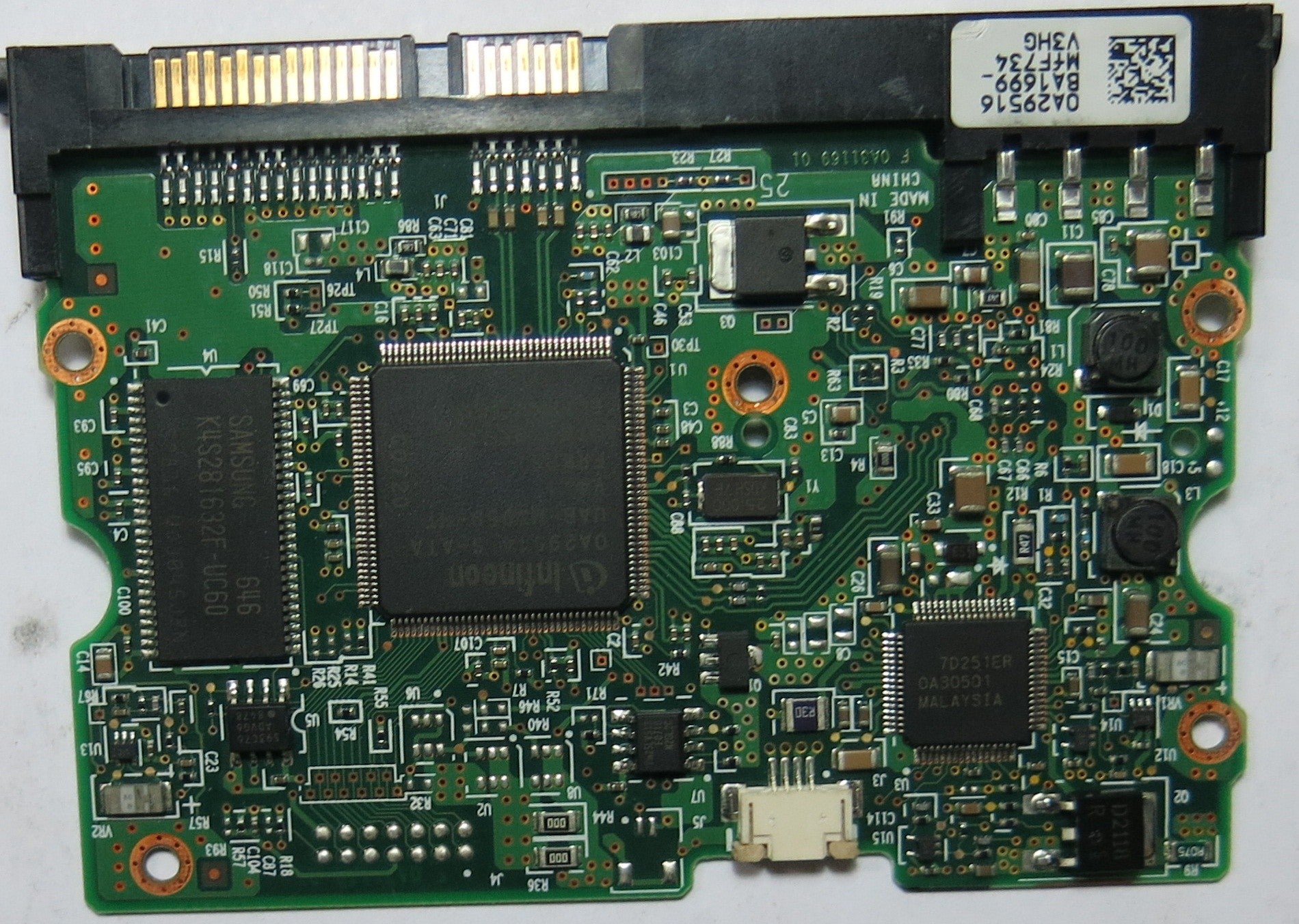 HDS725050KLA360,  P/N:0A31619,  MLC:BA1854,  Serial:ZBHVPBXH,  500GB 3.5,  PCB :F 0A31169 01- REV A