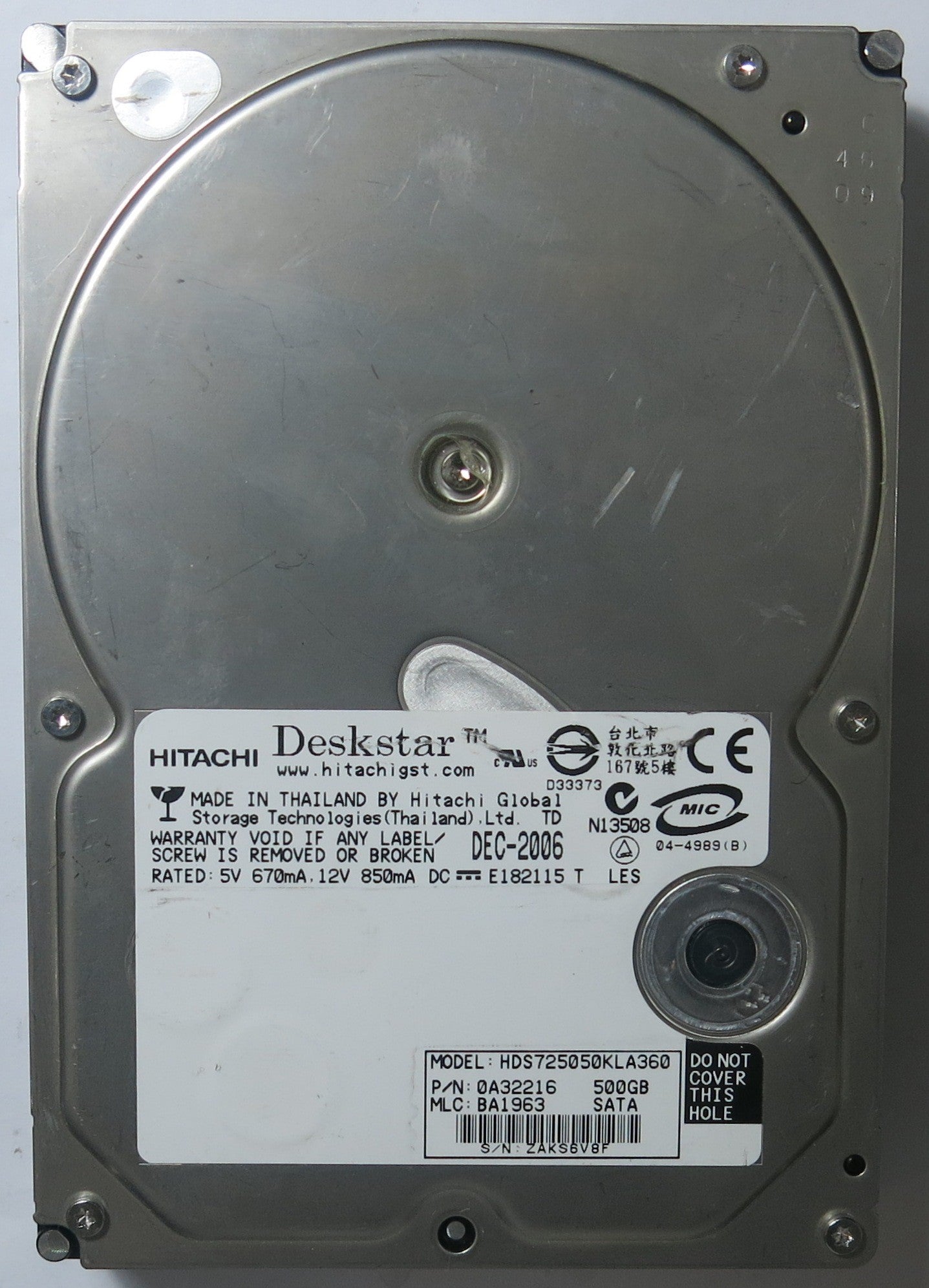HDS725050KLA360 PCB: F  0A31169 01 SERIAL NUMBER: ZAKS6V8F MLC BA1963 PN 0A32216 500GB