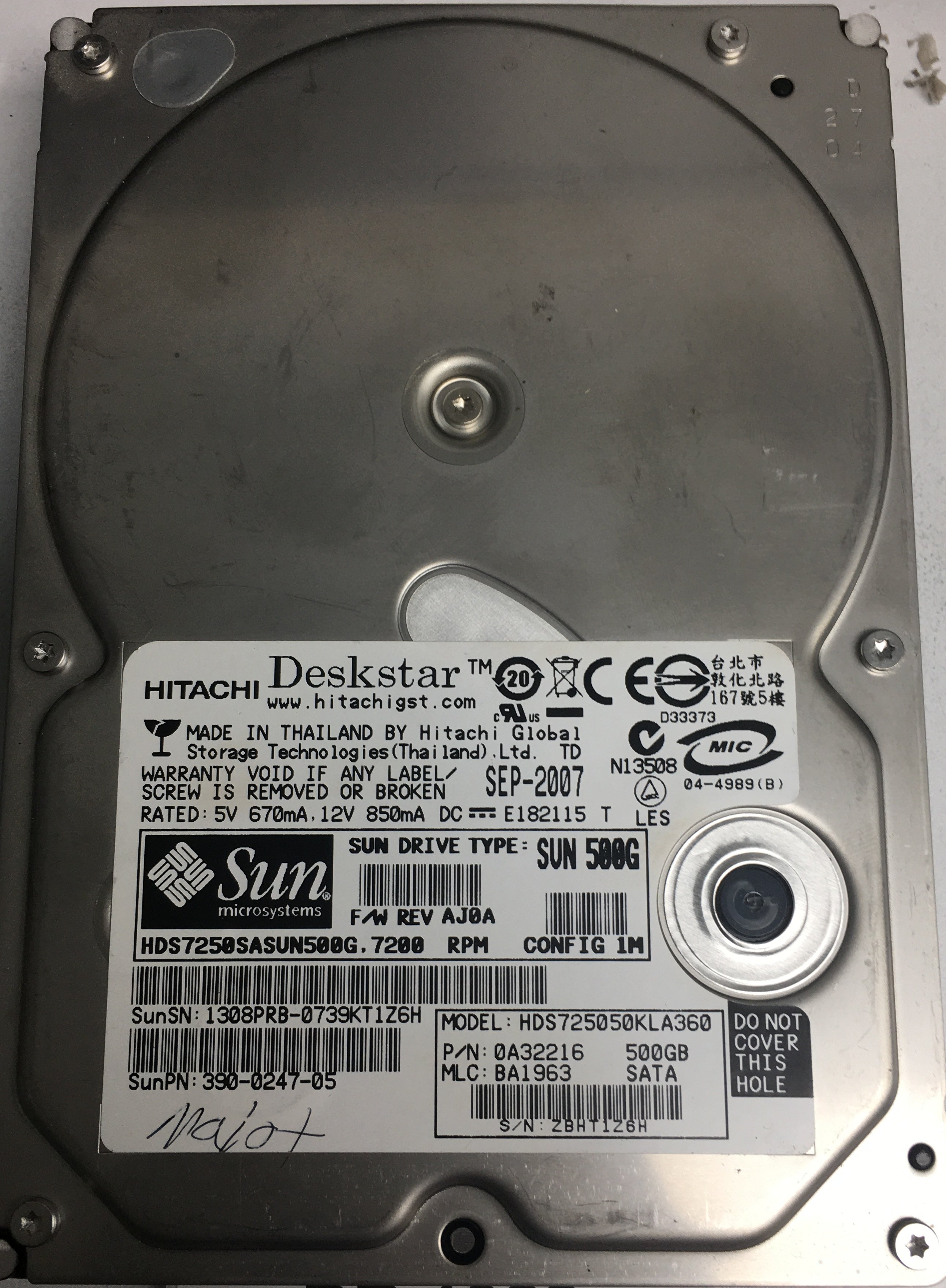HDS725050KLA360, Serial Number: ZBHT1Z6H, P/N: 0A32216, MLC: BA1963, 500GB 3.5, PCB: F 0A31169 01