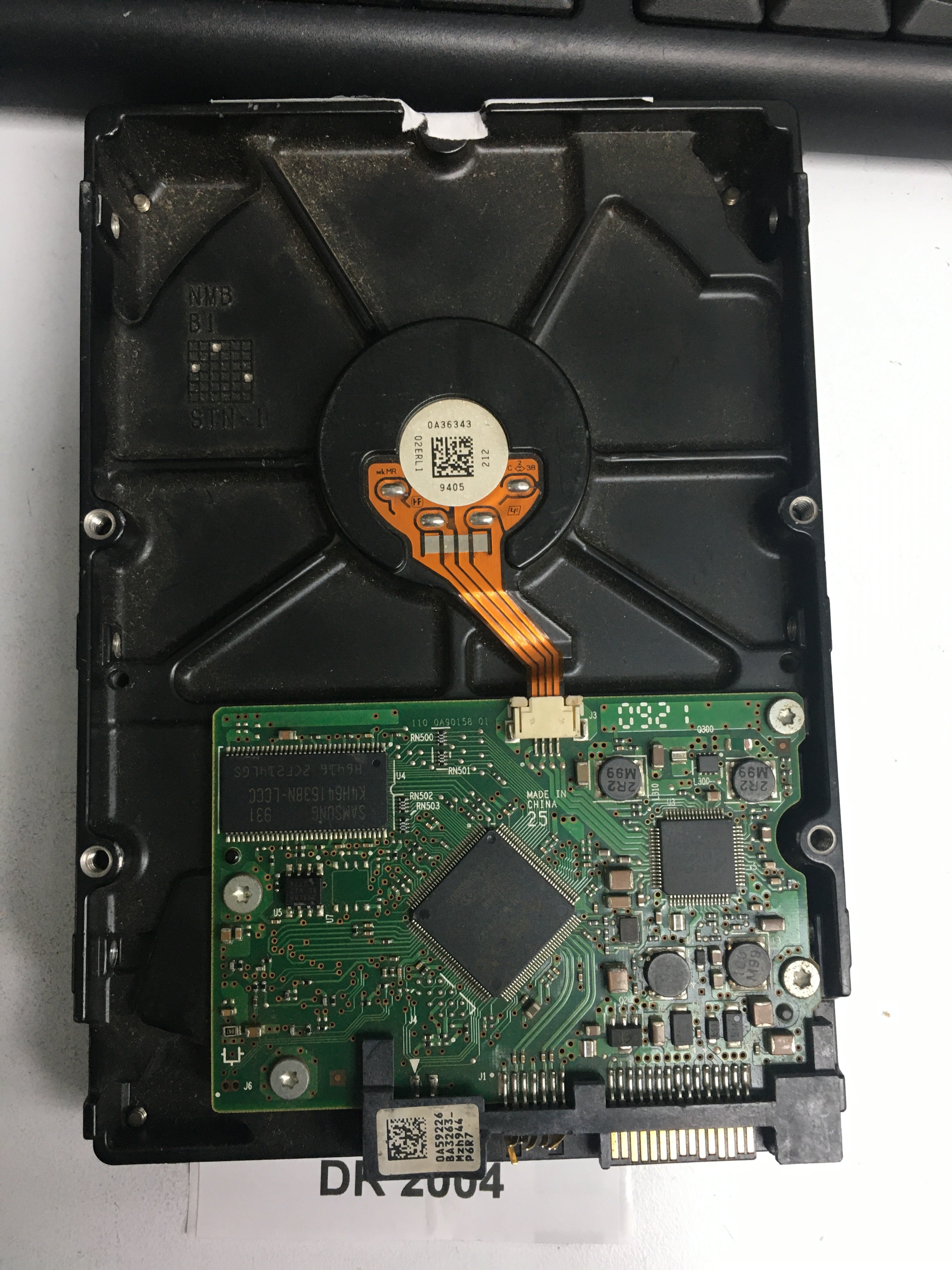 HDT721016SLA380, Serial Number: MW014KWT, P/N: 0A38005, MLC: BA3120, 160GB 3.5, PCB: 110 0A90158 01