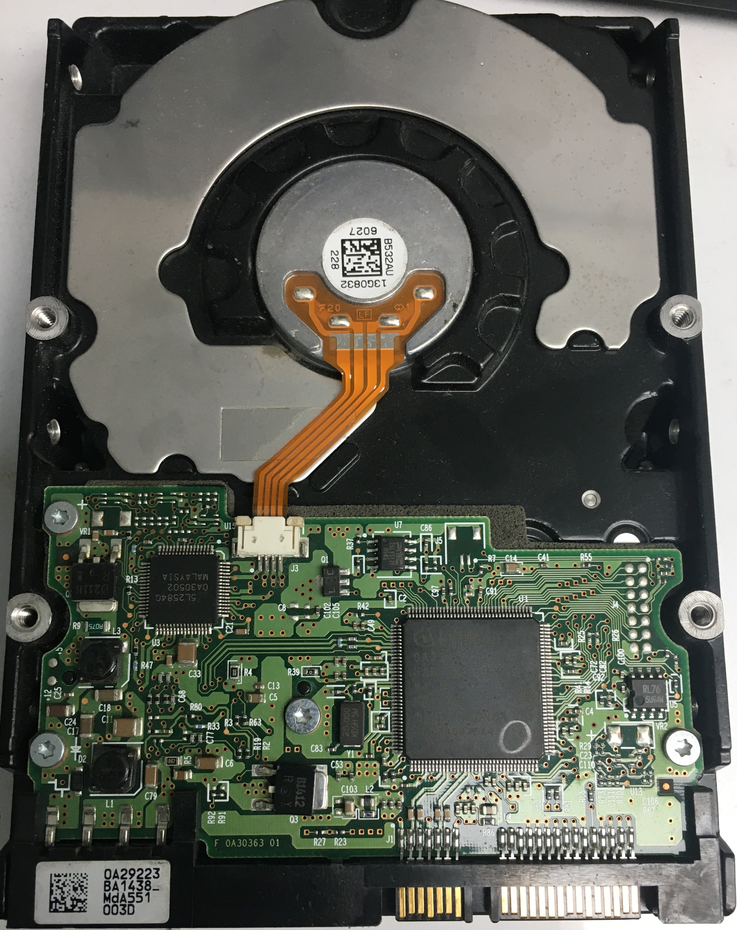 HDT722525DLA380, Serial Number: T4DR0TEC, P/N: 0A31636, MLC: BA1769, 250GB 3.5, PCB: F 0A30363 01