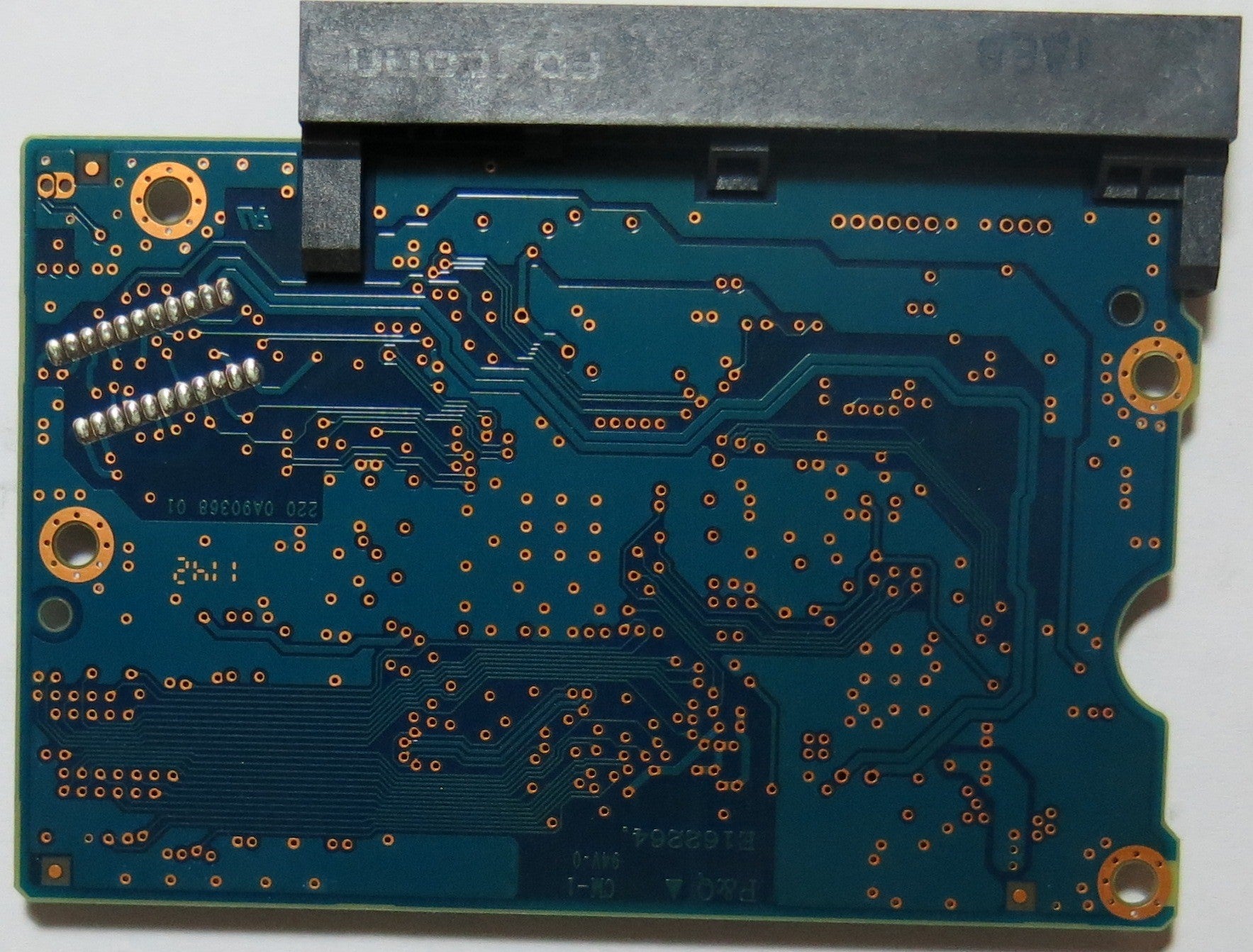 HITACHI HDS721050CLA662,  PCB
