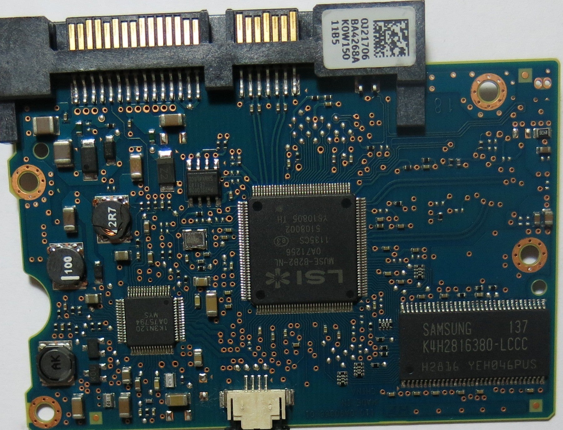 HITACHI HDS721050CLA662,  PCB