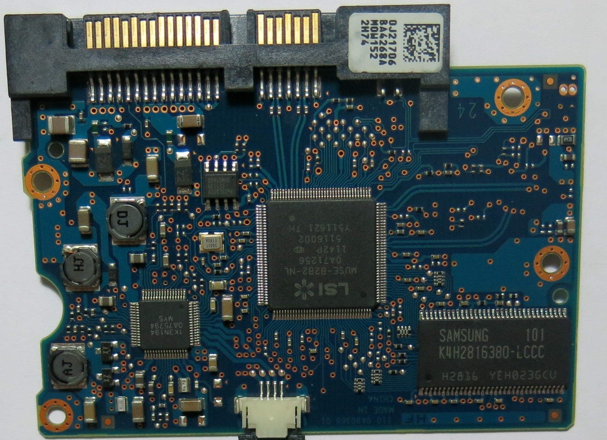 HITACHI HDS721050CLA662,  PCB