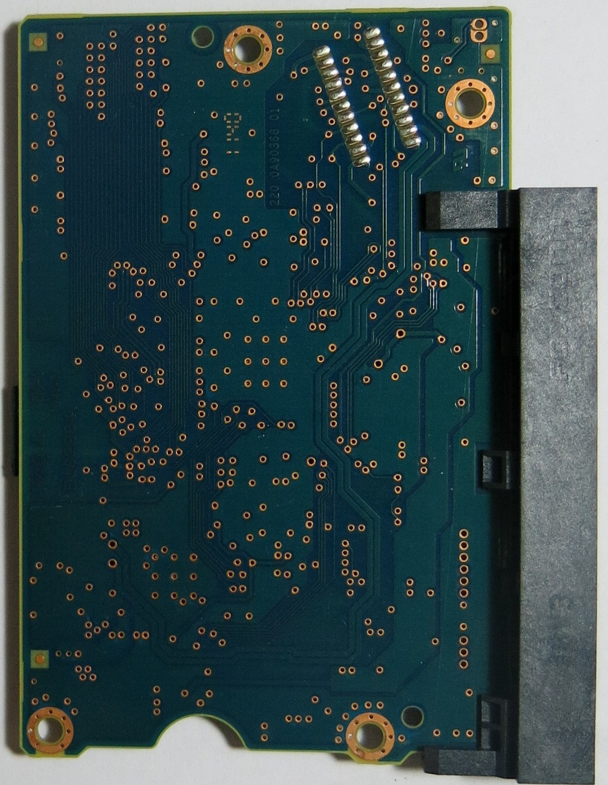 HITACHI HDS721050CLA662,  PCB