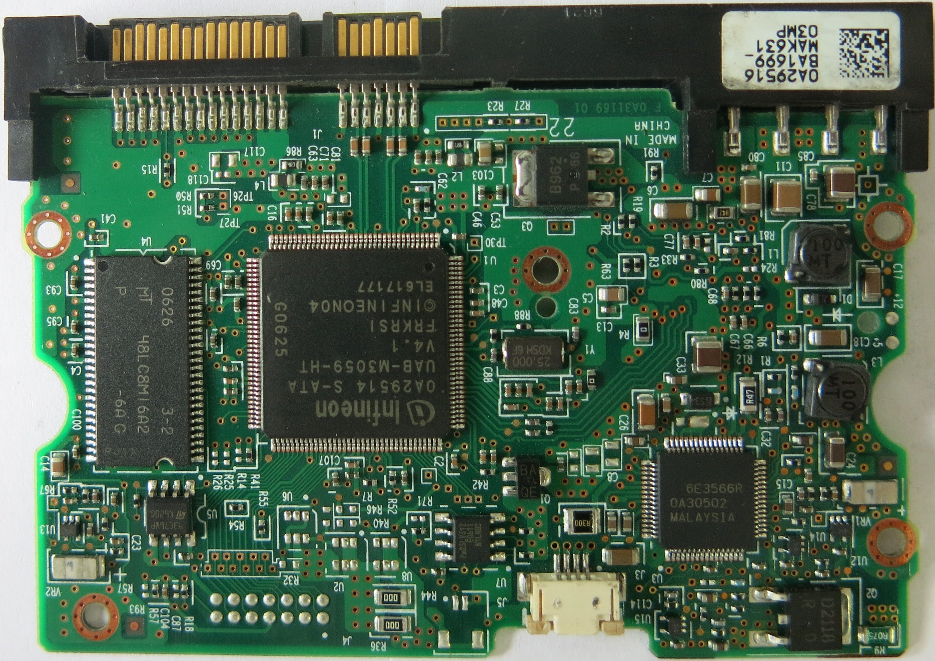 HITACHI HDS725050KLA360 P/N 0A32904 B 0A31169 01 PCB