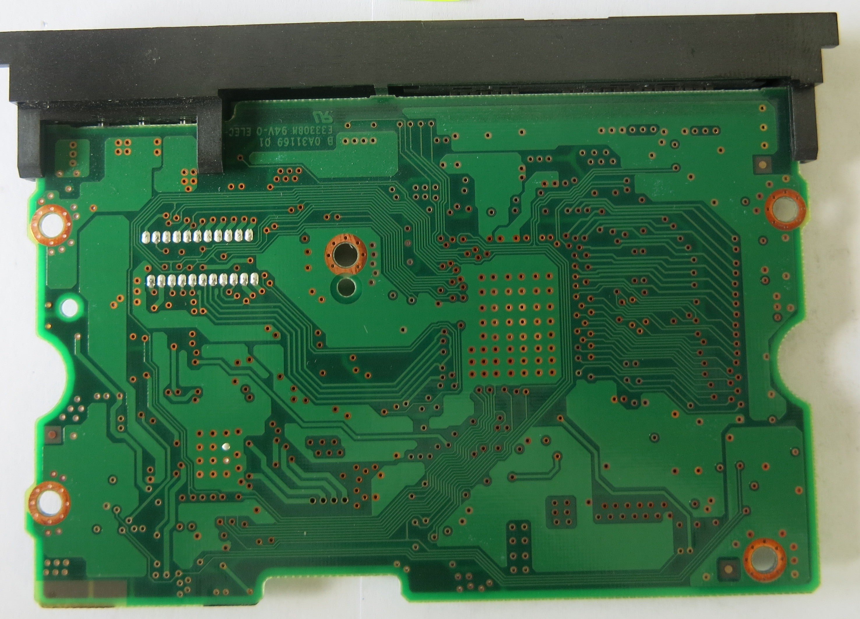 HITACHI HDS725050KLA360 P/N 0A32904 B 0A31169 01 PCB