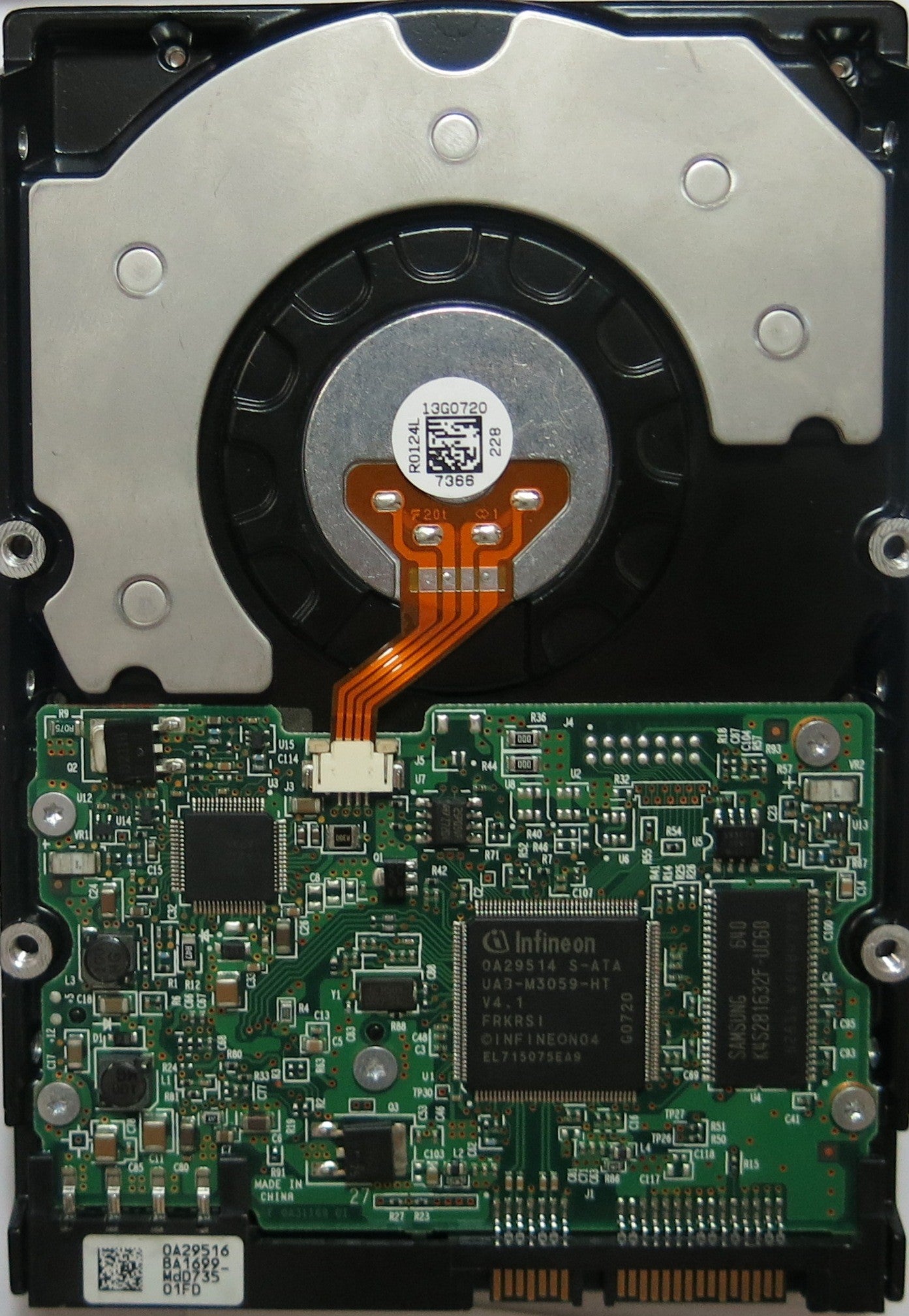 HDS725050KLA360 PCB: F 0A31169 01 SERIAL ZBHW66TH MLC BA1963 PN 0A32216  FW BA1963  500,GB