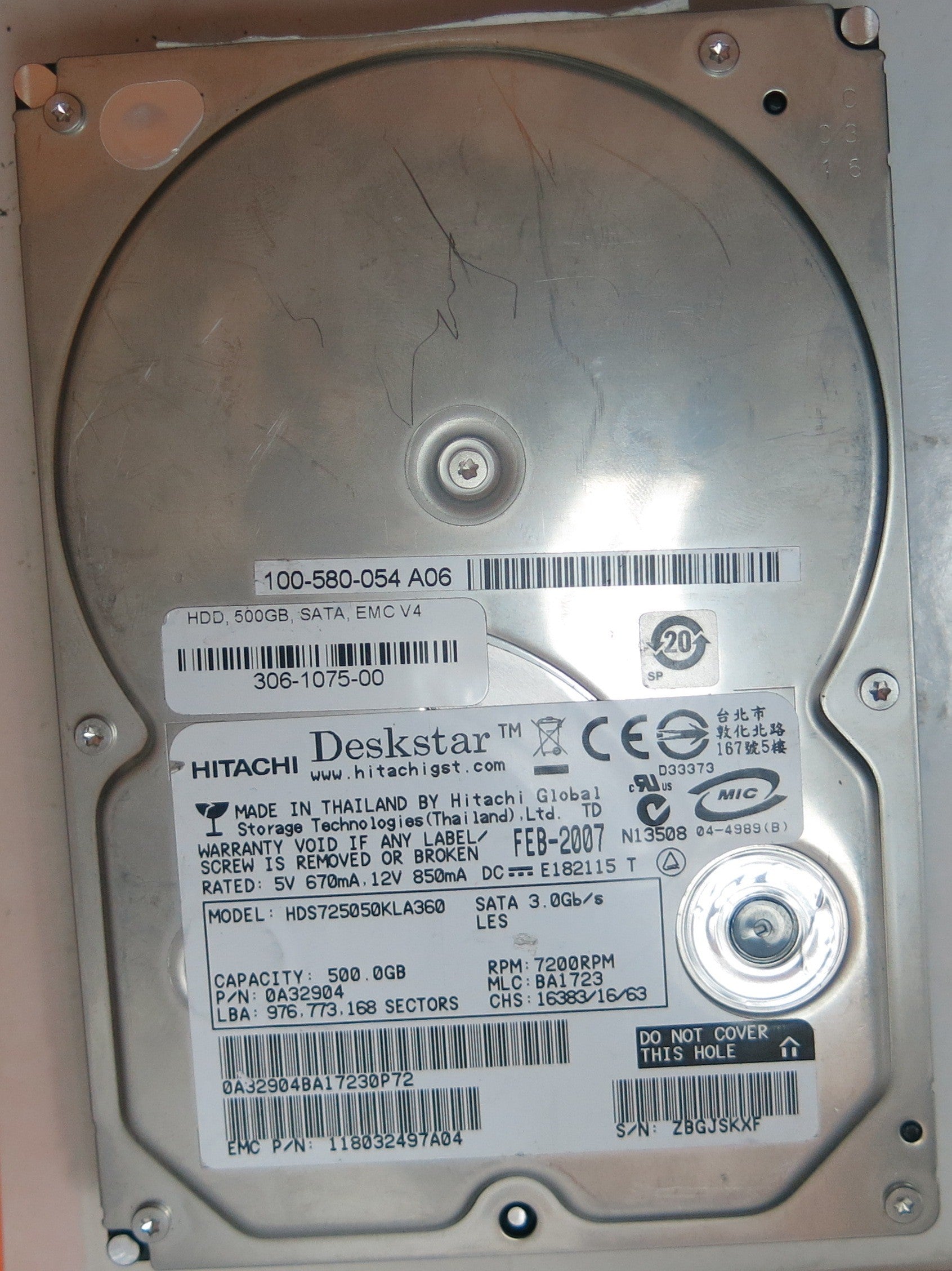 HDS755050KLA360,  P/N:0A32904,  MLC:BA1723,  Serial:ZBGJSKXF,  3.0GB 3.5  ,              PCB :F 0A31169 01- REV A
