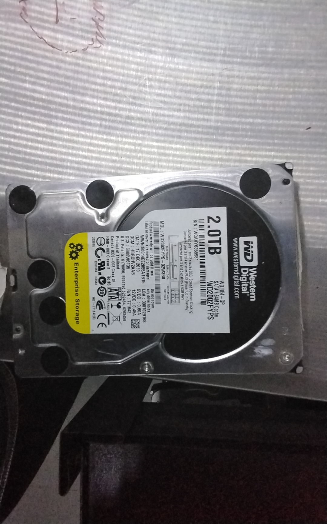 WD2002FYPS-02W3B0,  PCB: 2060-77166442 REV A, Serial Number: WCAVY6355981, 2.TB 3.5