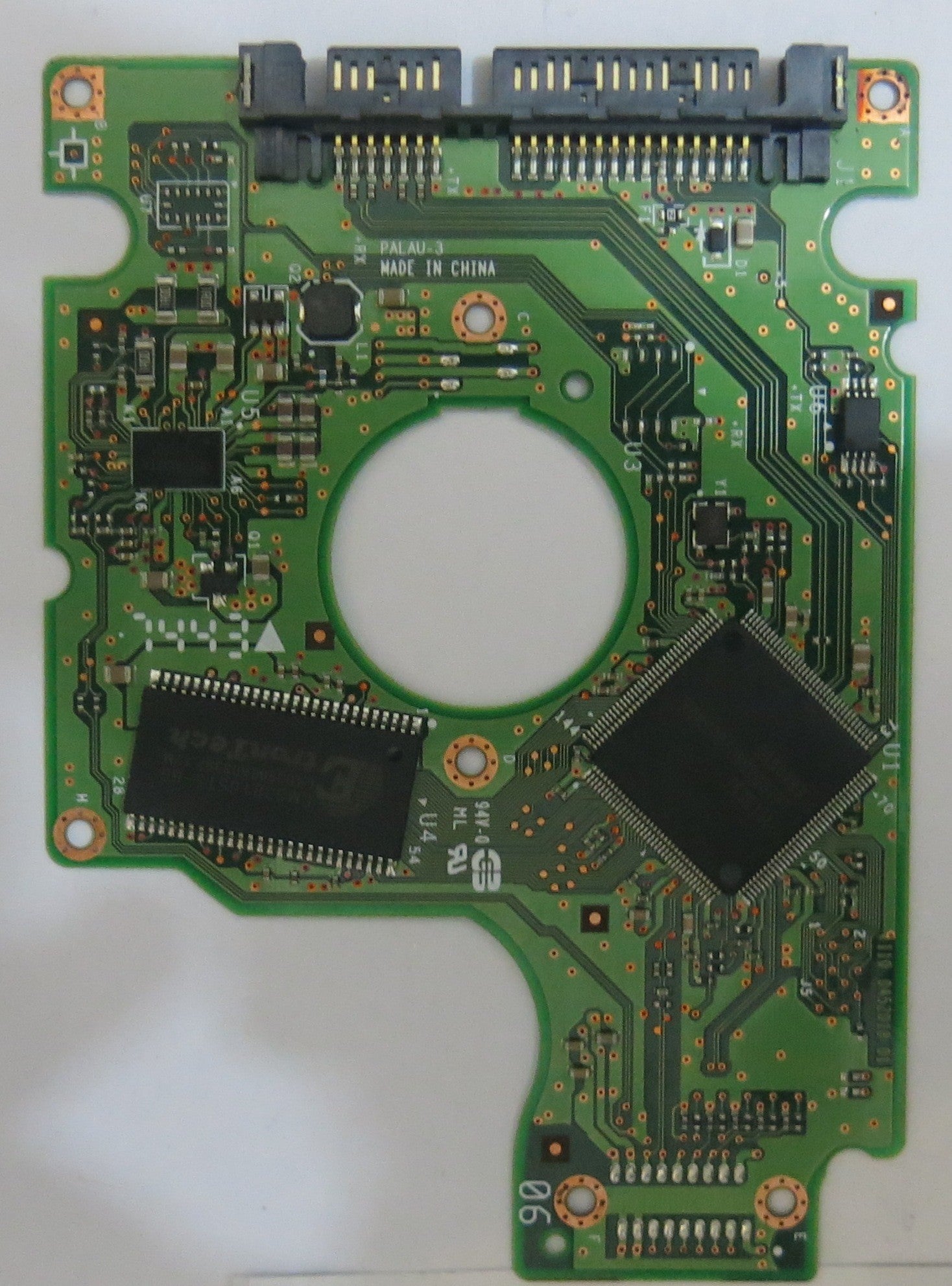 HITACHI HTS541680J9SA00 MLC DA1982 220 0A52018 01 PCB