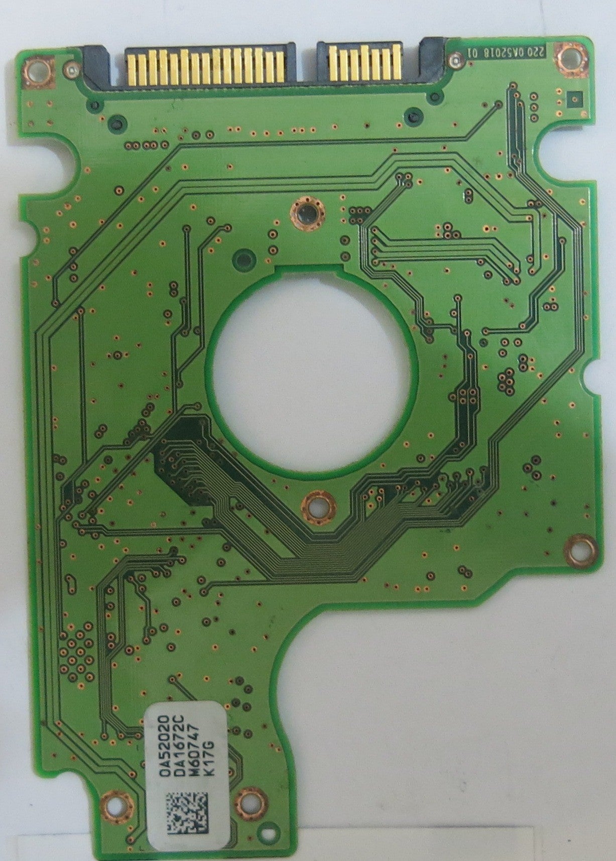 HITACHI HTS541680J9SA00 MLC DA1982 220 0A52018 01 PCB