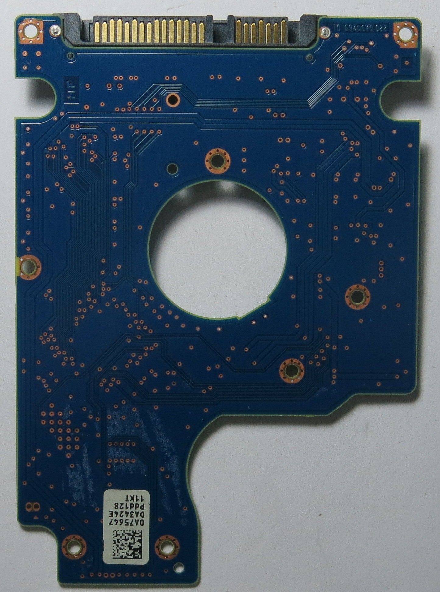 HITACHI HTS543216A7A384 MLC DA4024 220 0A90269 01 PCB
