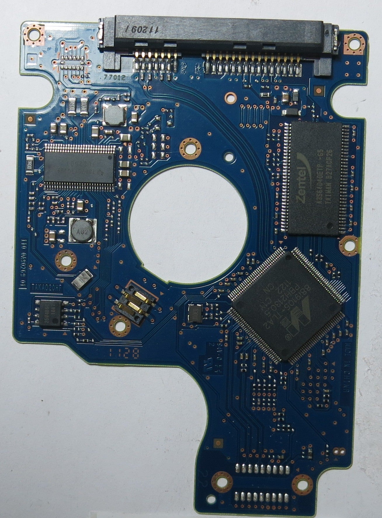 HITACHI HTS543216A7A384 MLC DA4024 220 0A90269 01 PCB