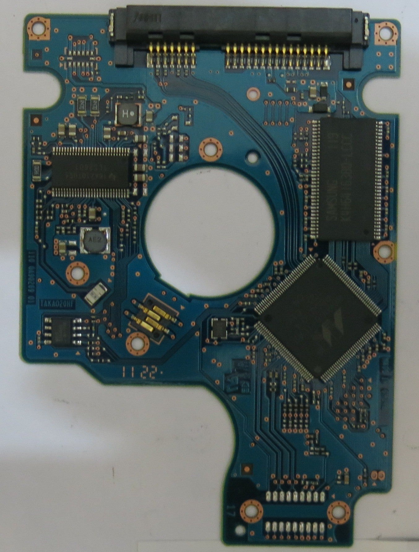 HITACHI HTS543216A7A384 MLC DA4024 220 0A90269 01 PCB