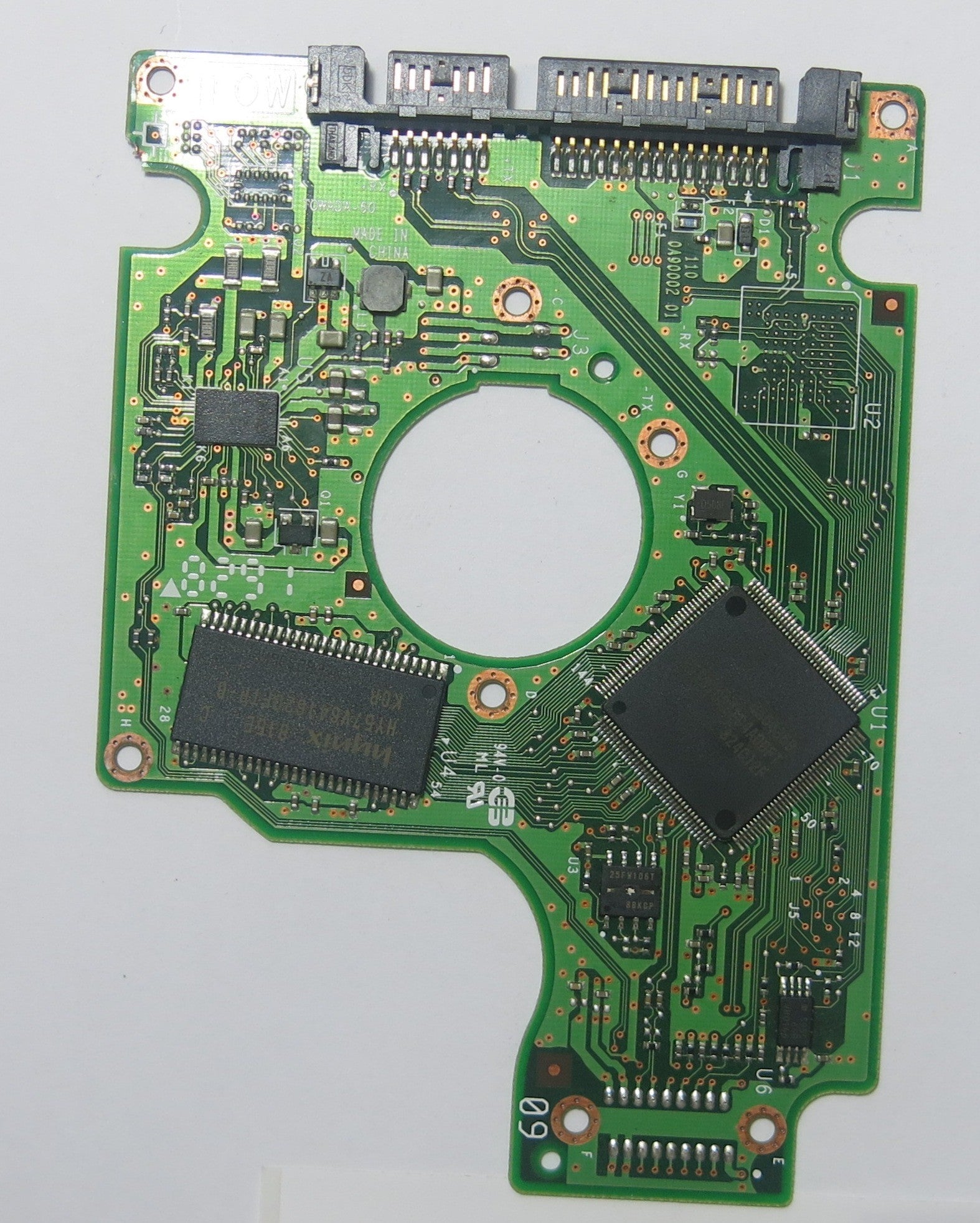 HITACHI  HTS543225L9A300 MLCDA2580 220 0A90002 01 PCB