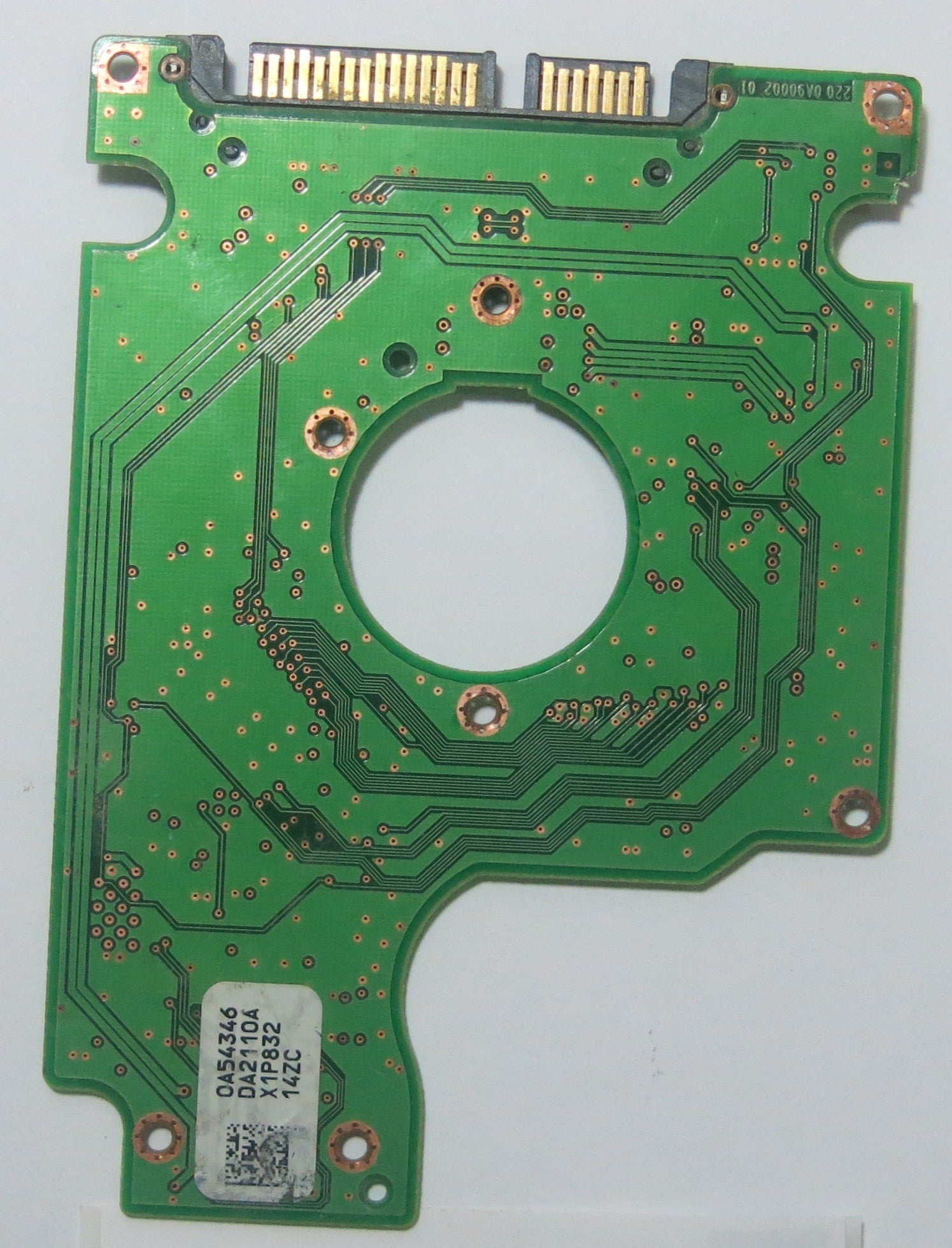 HITACHI  HTS543225L9A300 MLCDA2580 220 0A90002 01 PCB