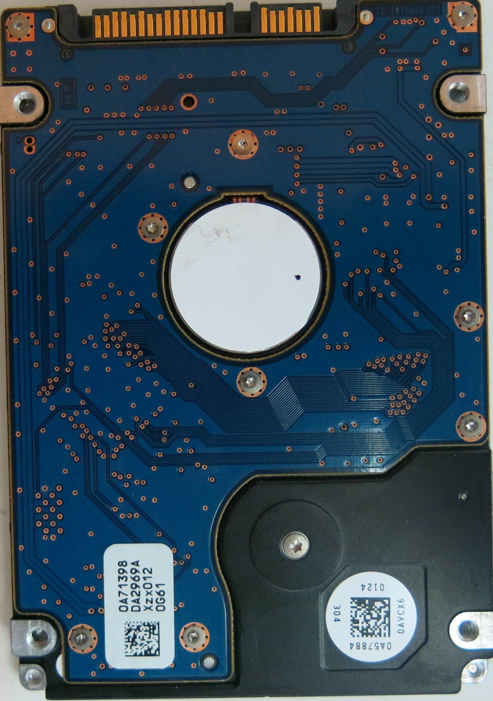 HTS545012B9SA00, PN: 0A70450, MLC: DA2987, 120GB, PCB: 220 0A90161 01, SERIAL NUMBER: 100403PBP108QGDKYMEM,