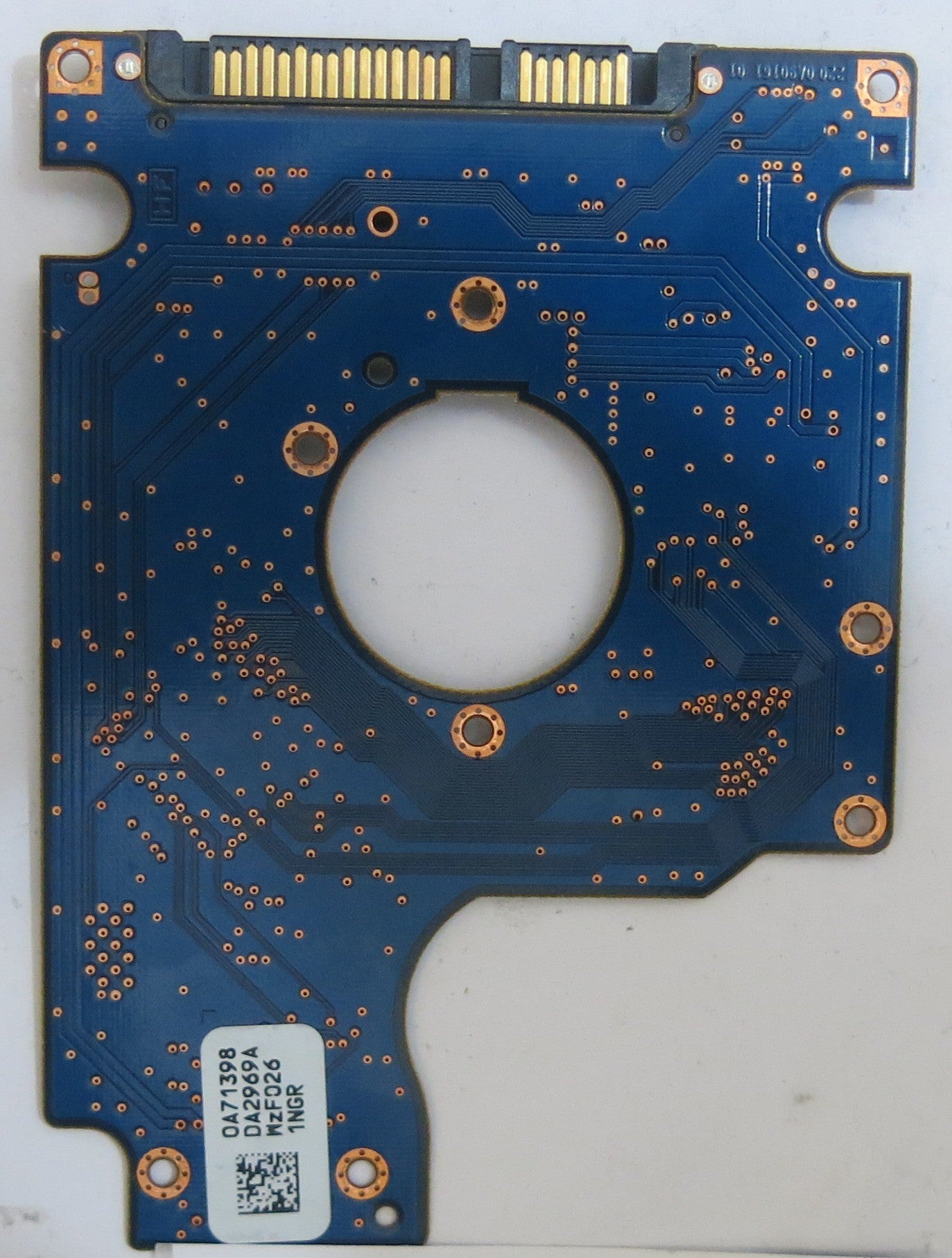 HITACHI HTS545016B9SA00 MLC DA2987 220 0A90161 01 PCB