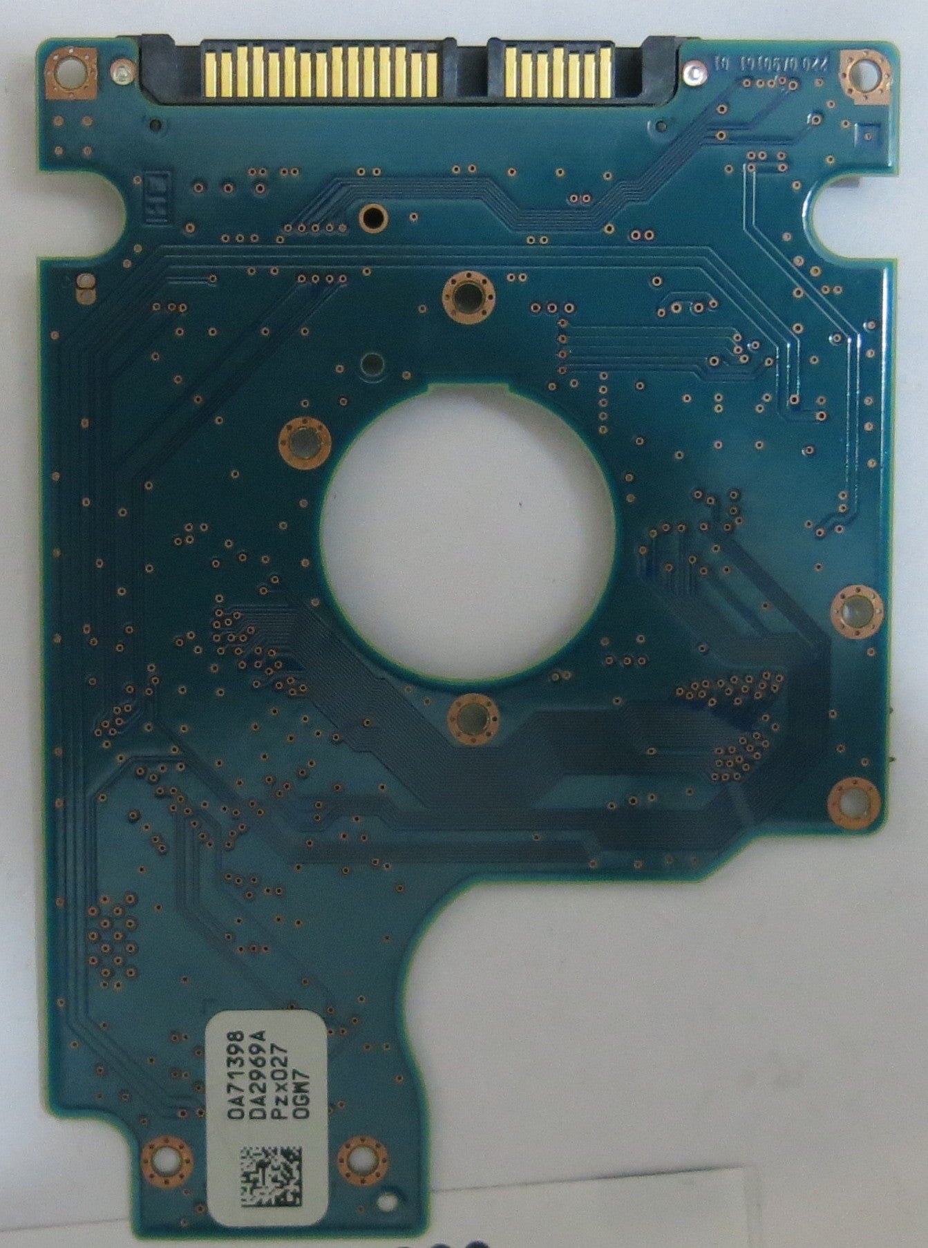 HITACHI HTS545016B9SA00 MLC DA2987 220 0A90161 01 PCB