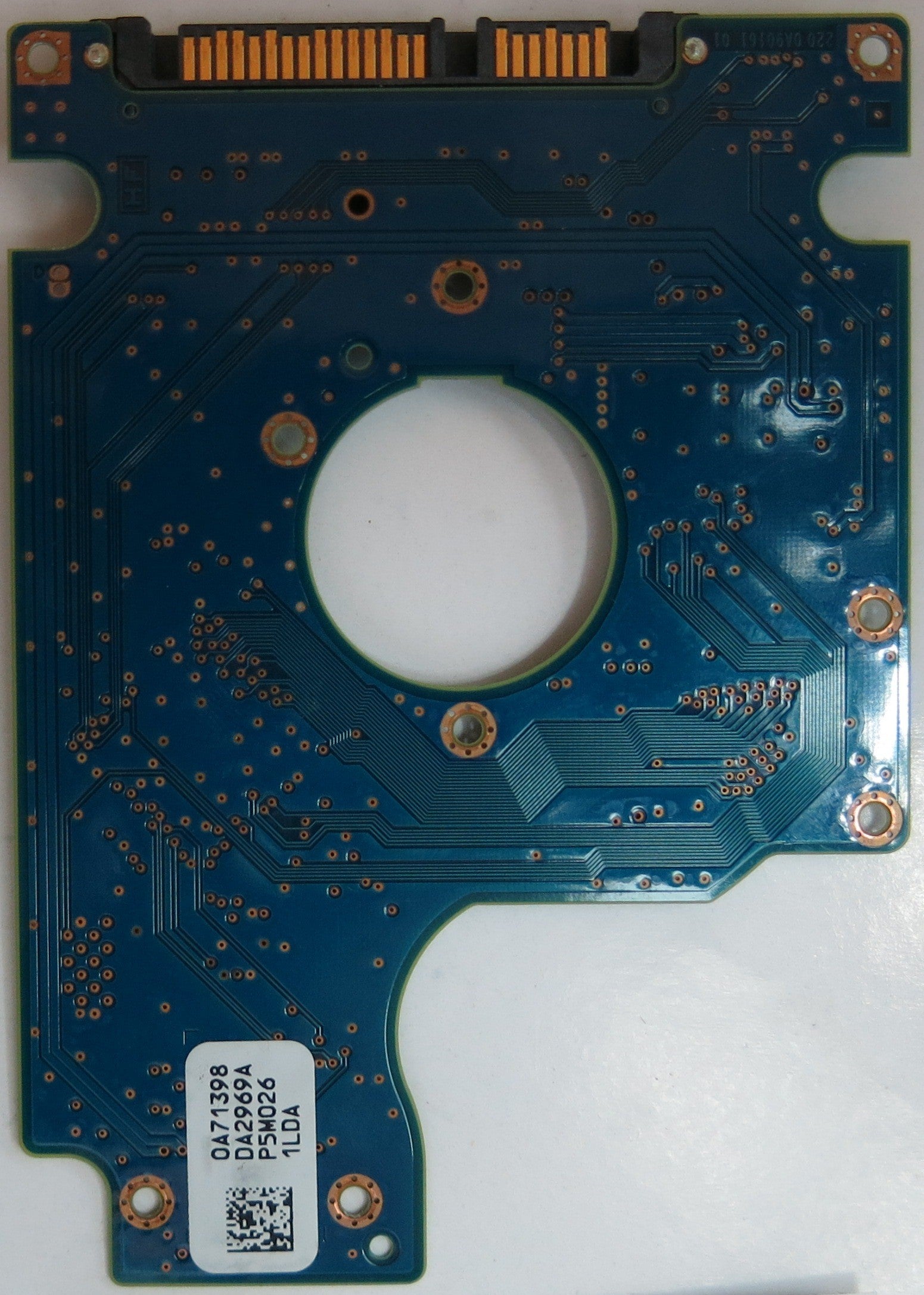 HITACHI HTS545016B9SA00, PN 0A70451, MLC, DA2987, 220 0A90161 01 PCB