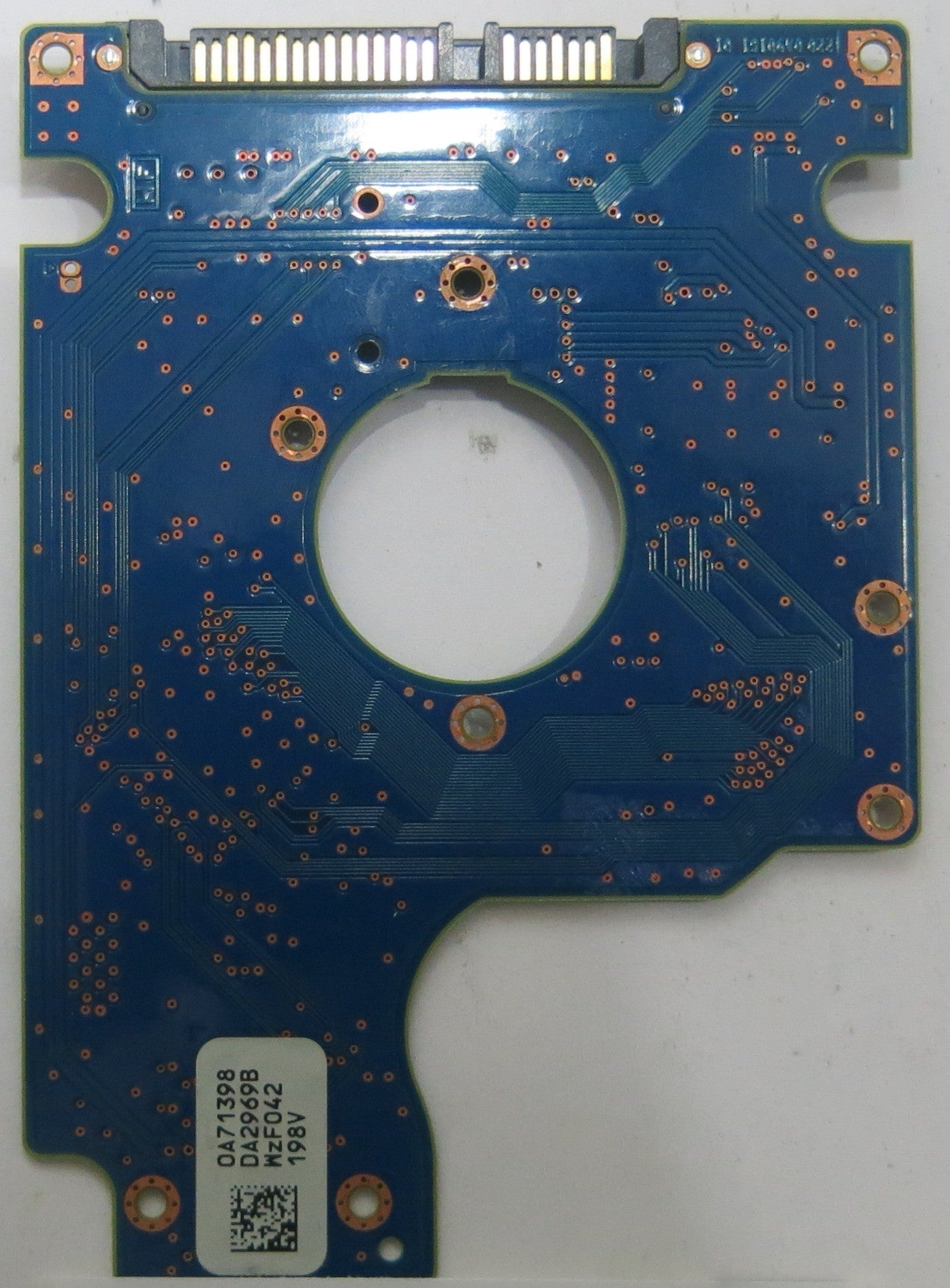 HITACHI HTS545032B9A300 MLC DA3331 220 0A90161 01 PCB