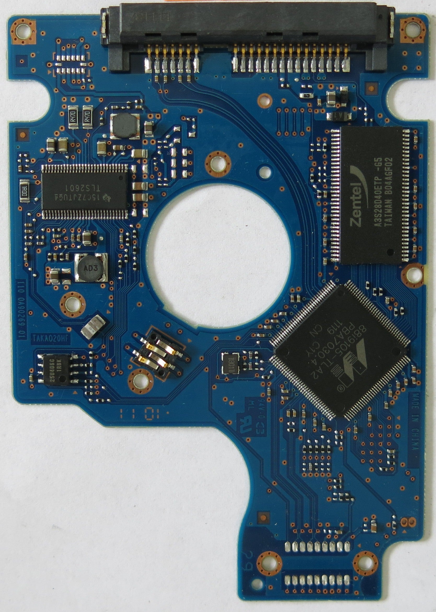 HITACHI HTS723232A7A354 P/N 0J17673 PCB 220 0A90269 01