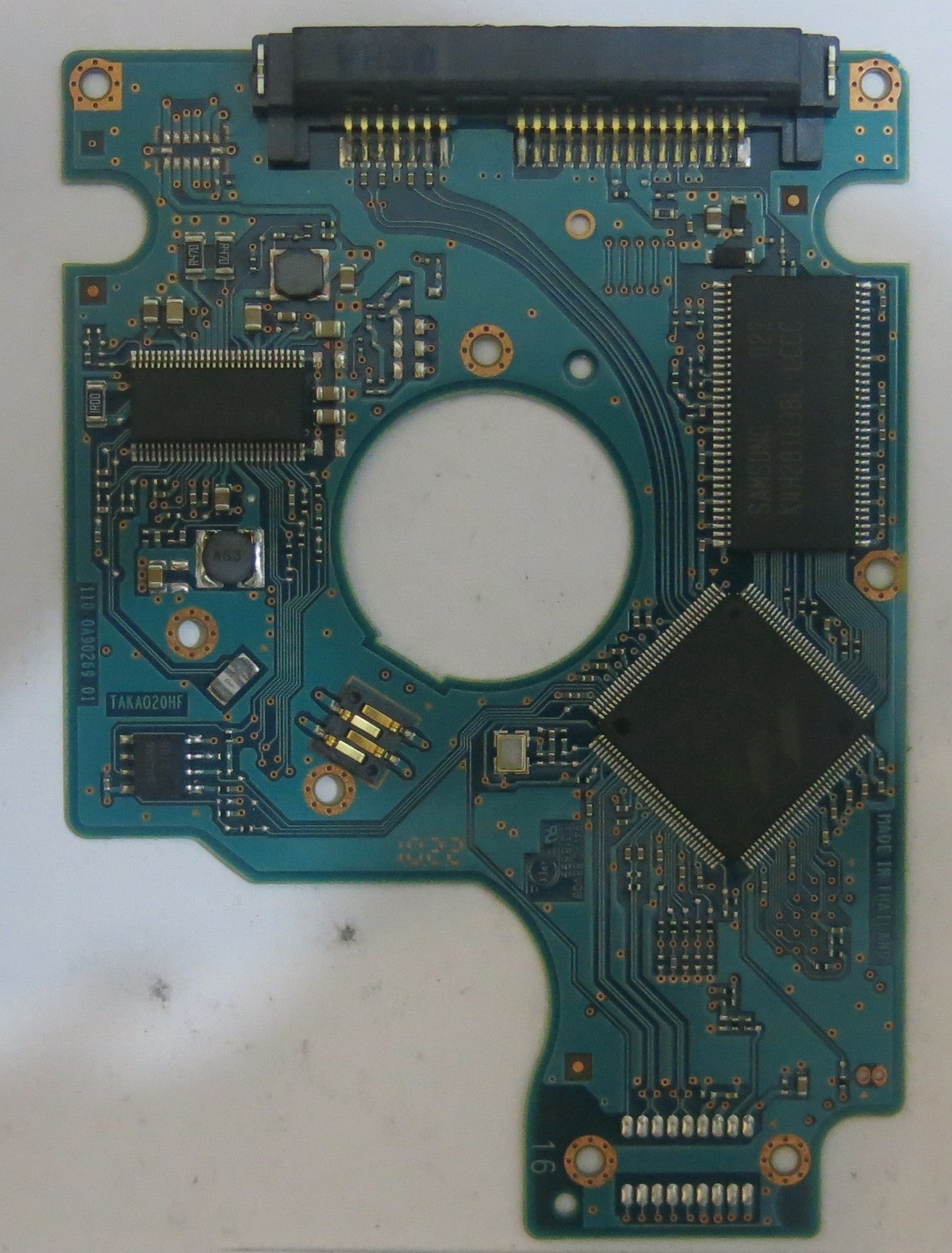 HITACHI  HTS723232A7A364 MLC DA3735 220 0A90269 01 PCB
