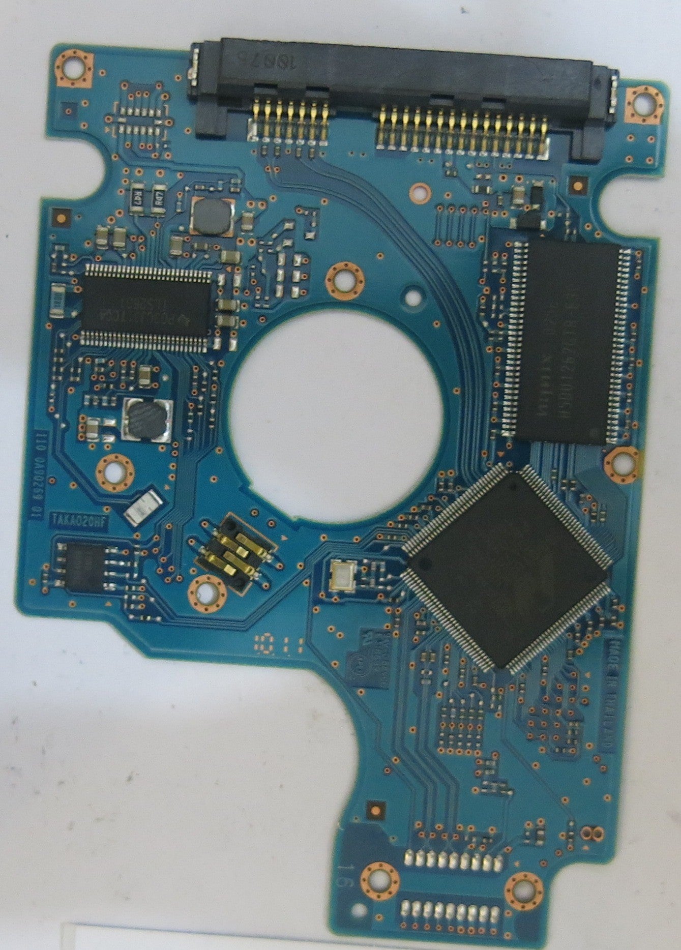 HITACHI HTS723232A7A364 MLC DA3735 220 0A90269 01 PCB