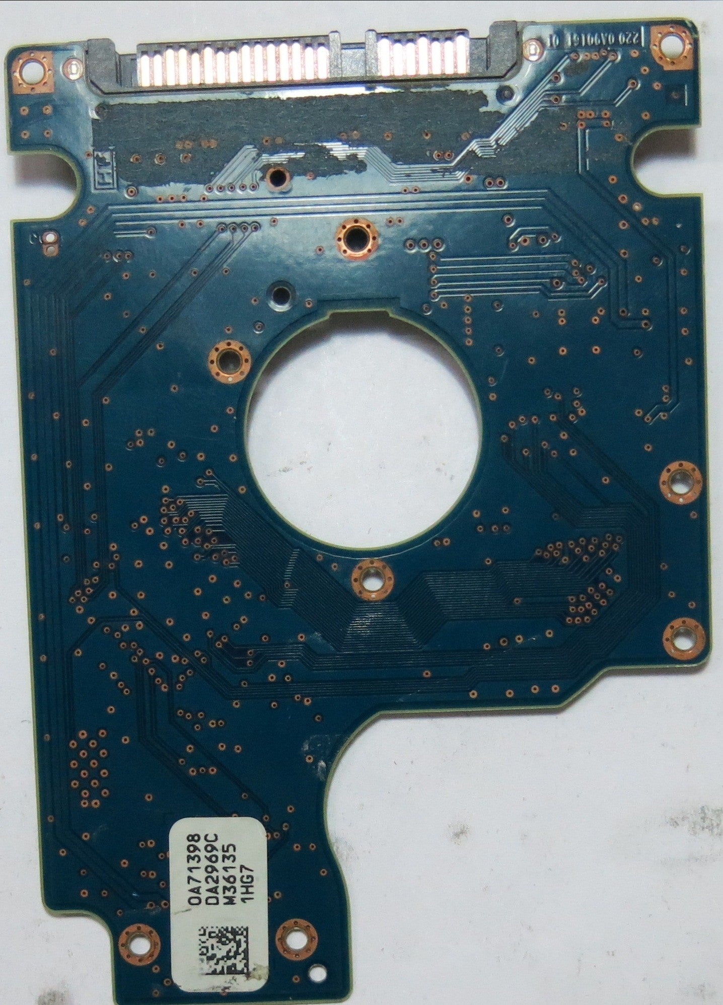 HITACHI HTS723232A7A364, PN 0A79646, MLC  220 0A90269 01,  PCB
