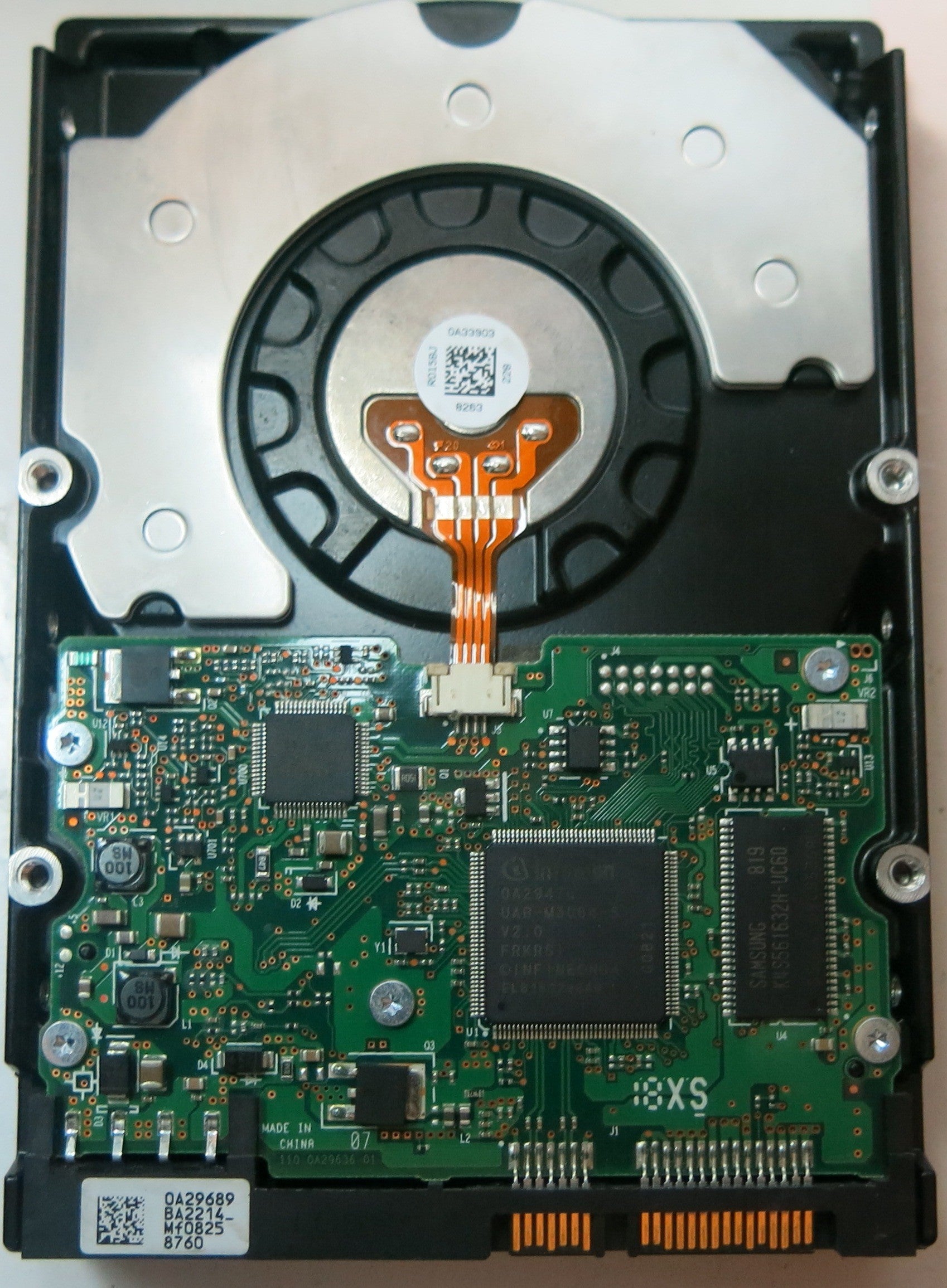 HITACHI HUA721010KLA330 PN 0A34792FW BA2622 1TB