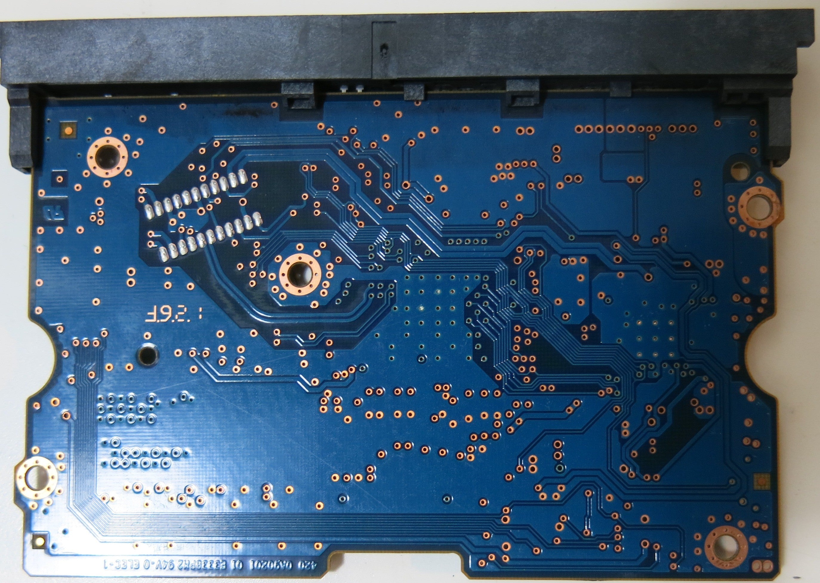 HITACHI HUA722020ALA330,  PCB