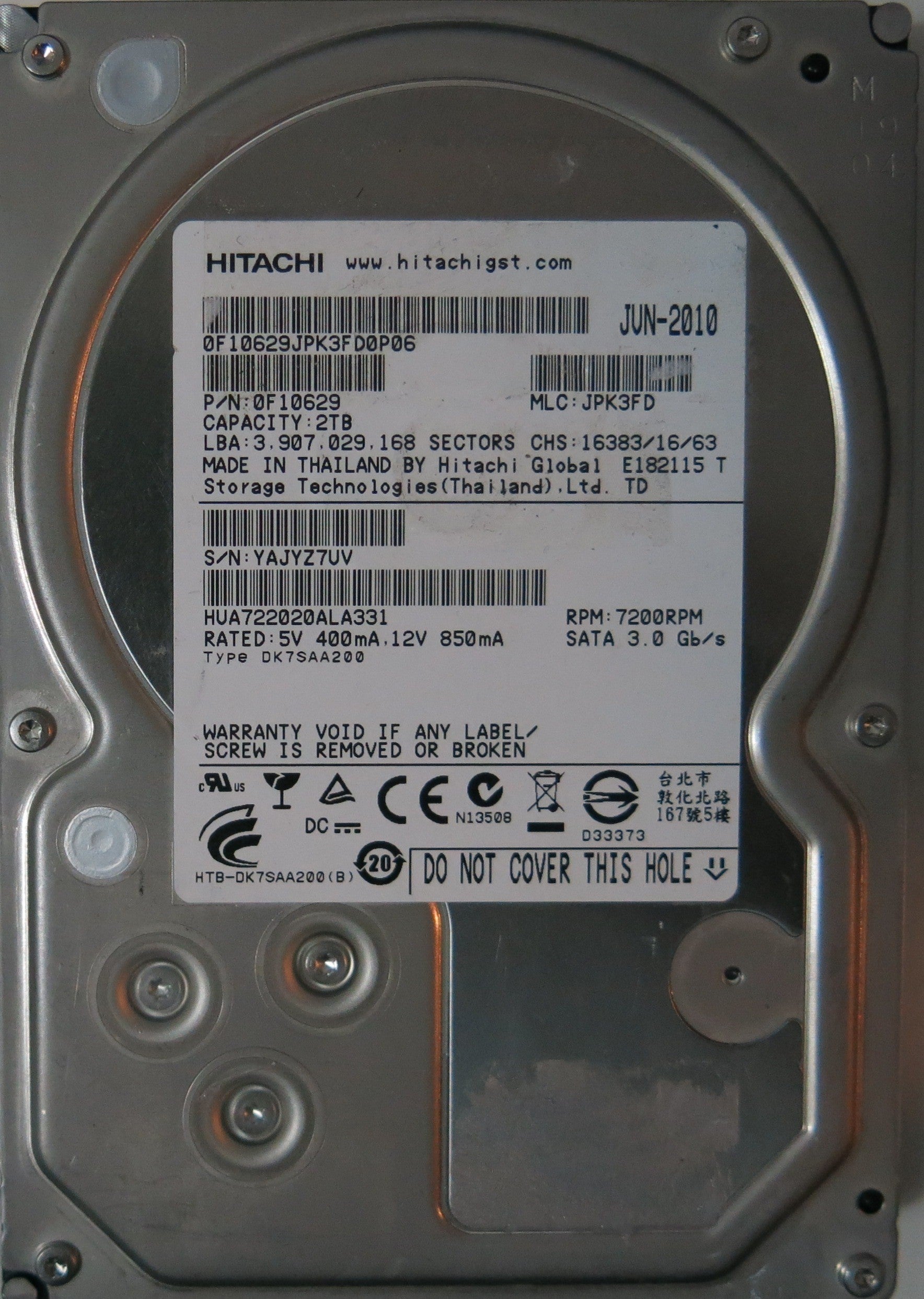 HUA722020ALA331,  P/N:0F10629,  MLC:JPK3FD,  Serial:YAJYZ7UV,  2000GB 3.5,  PCB :110 0A90201 01- REV A