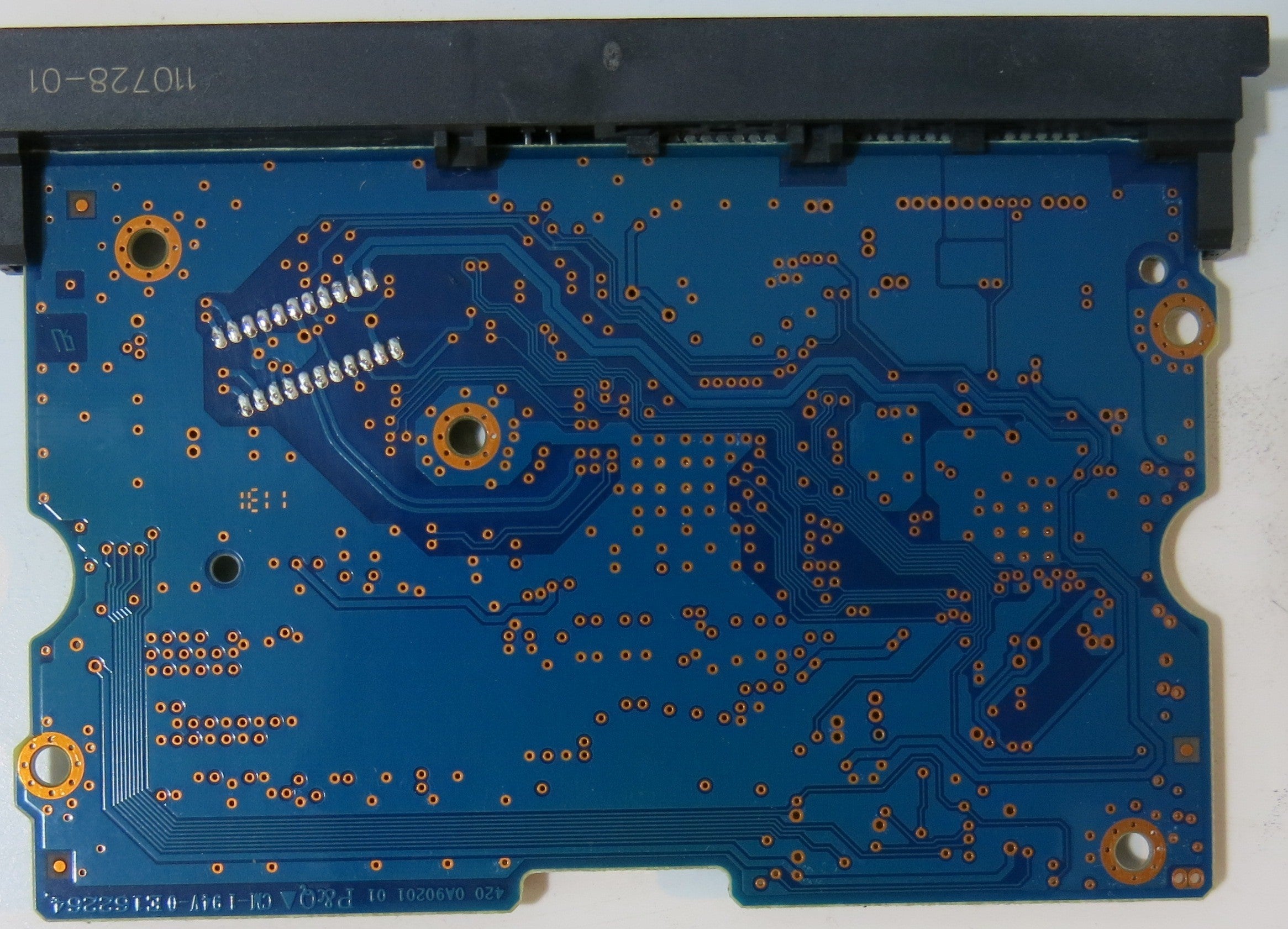 HITACHI HUA722020ALA331,  PCB