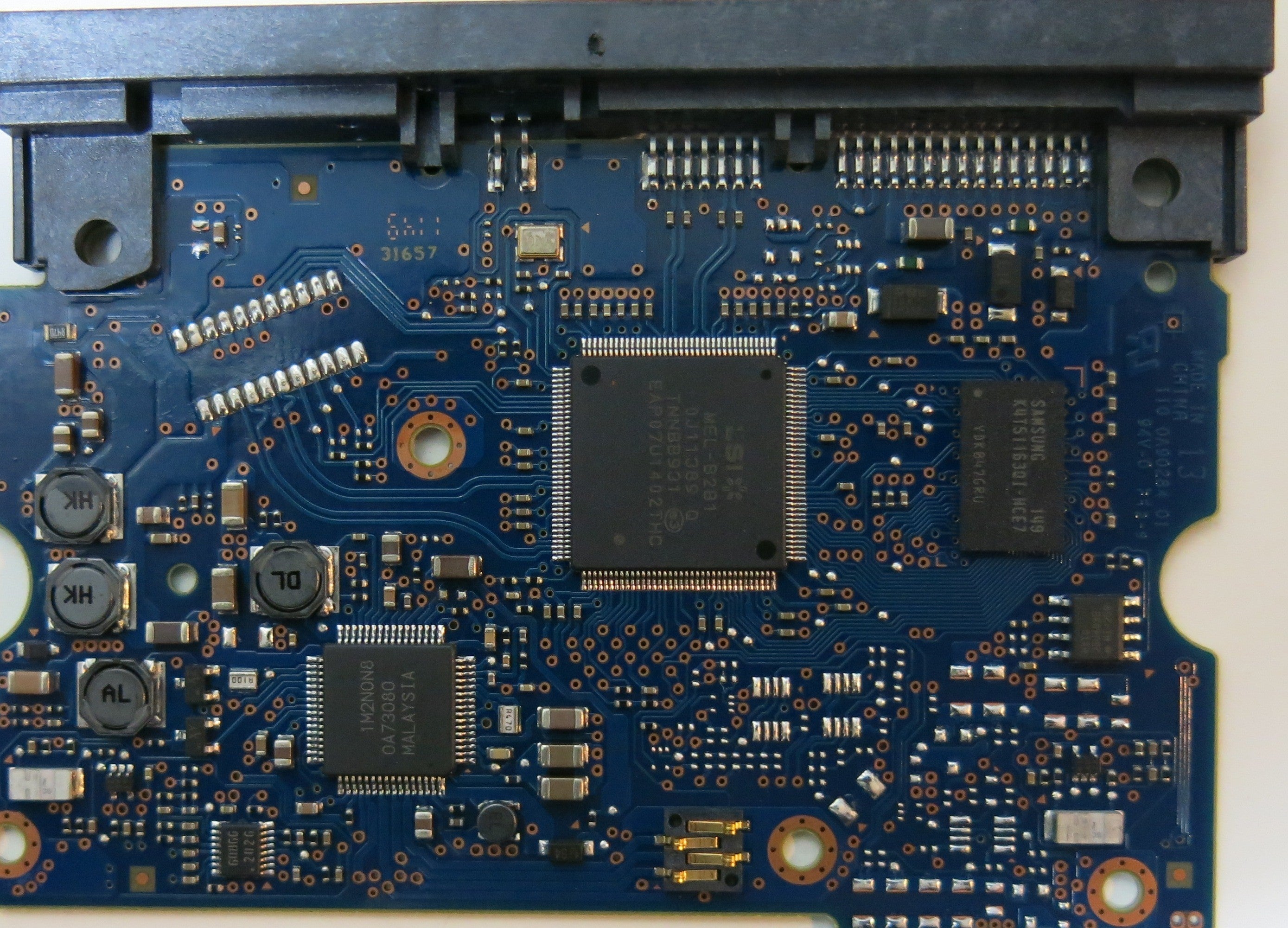 HITACHI HUA723020ALA640,  PCB