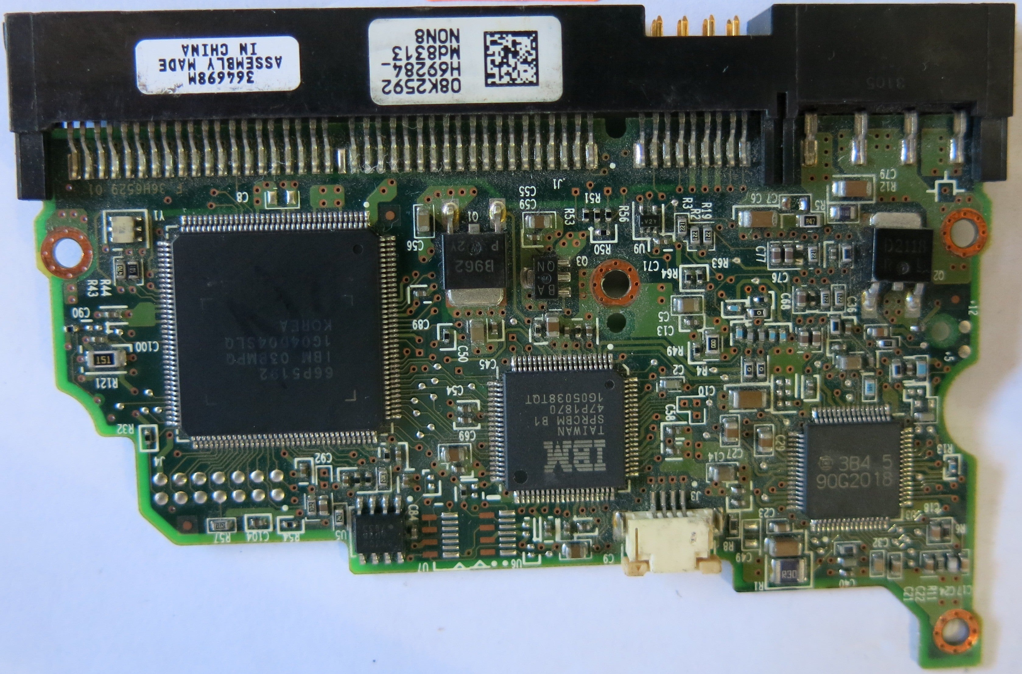 HITACHI IC35L060AVV207-0 P/N 07N9673 PCB F 36H6529 01