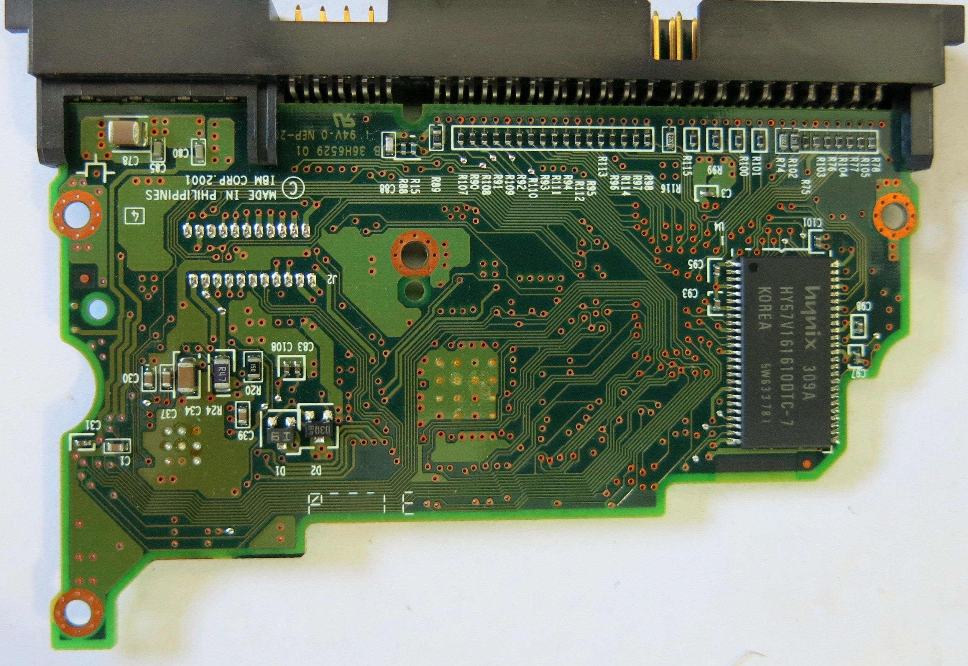 HITACHI IC35L060AVV207-0 P/N 07N9673 PCB F 36H6529 01