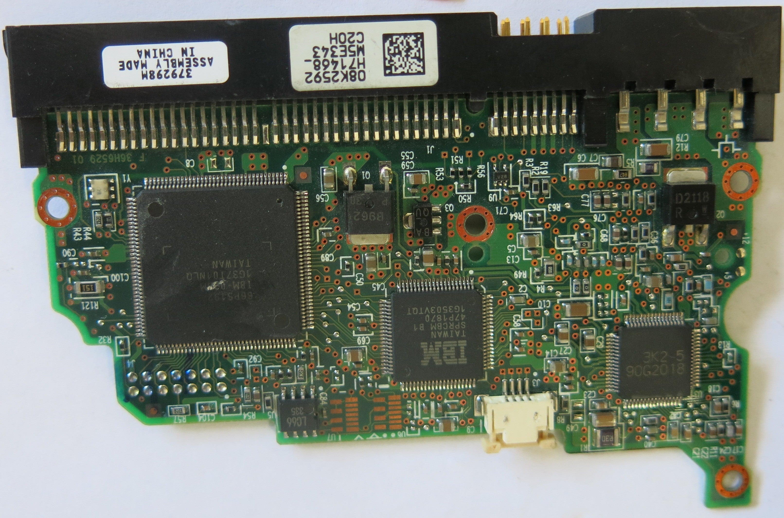 HITACHI IC35L060AVV207-0 PCB F 36H6529 01
